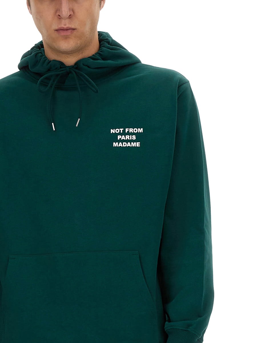 Shop Drôle De Monsieur Slogan Sweatshirt In Green