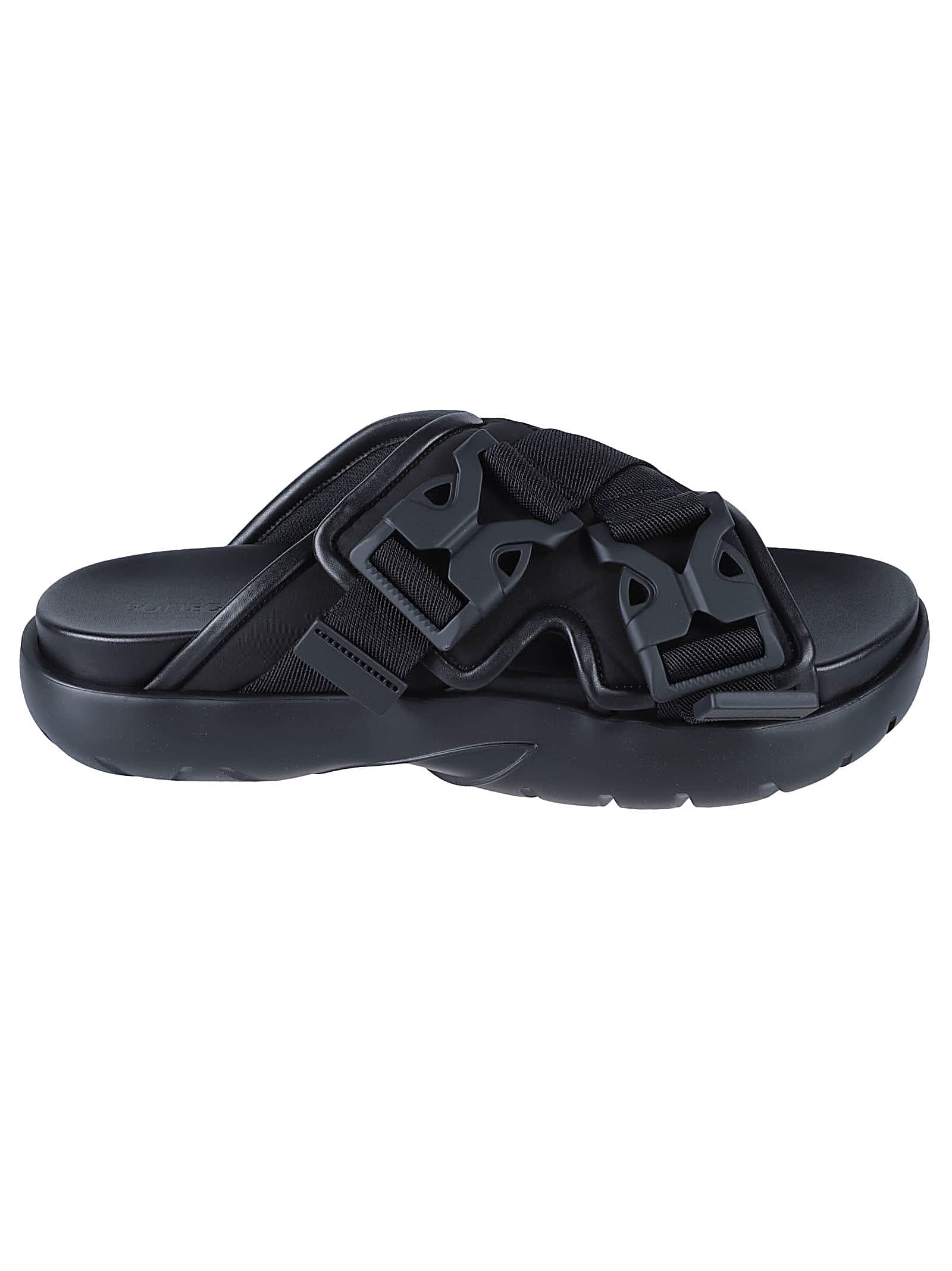 Shop Bottega Veneta Snap Sandals In Black