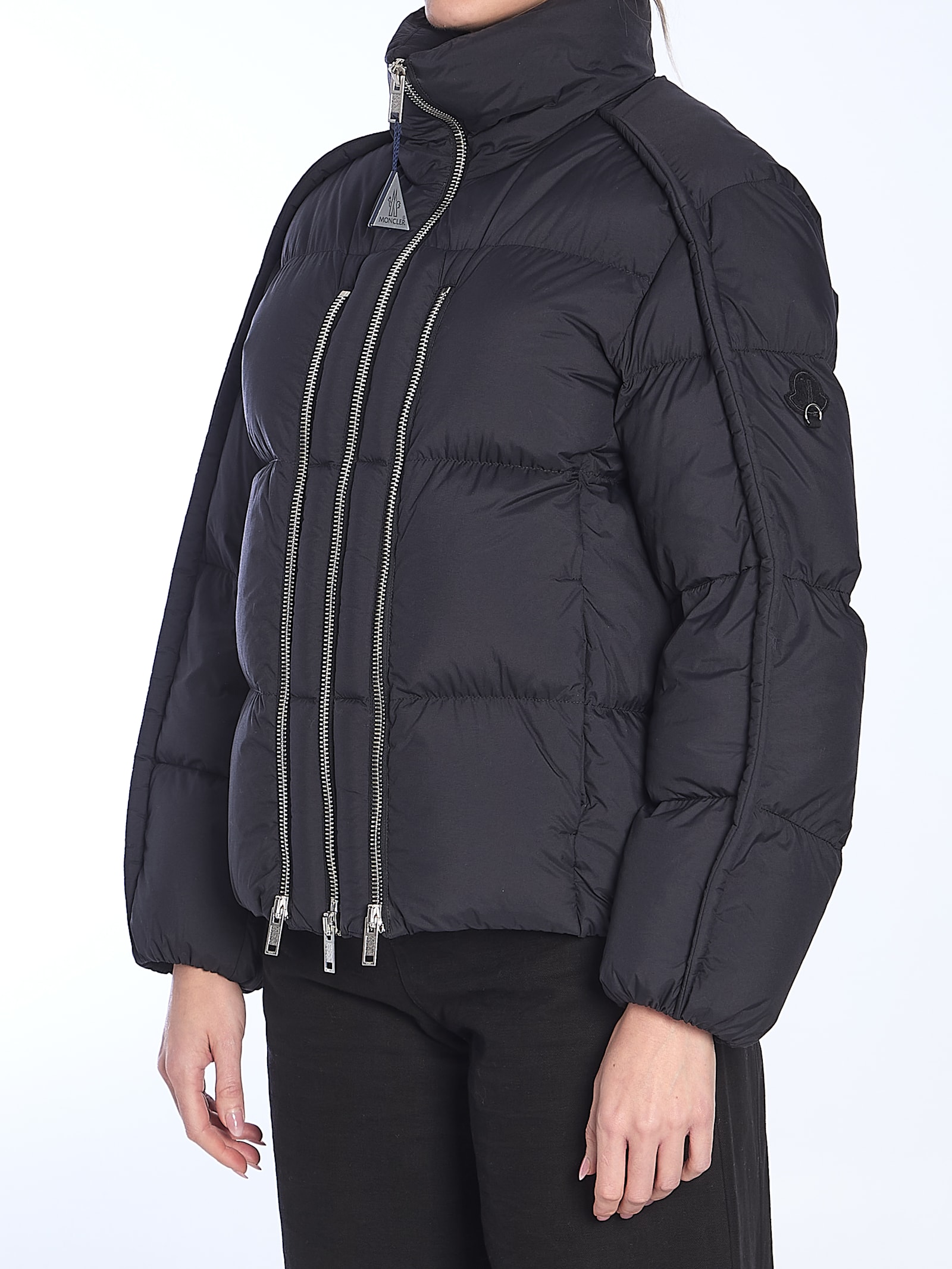 Moncler Jayel Short Down Jacket In Black