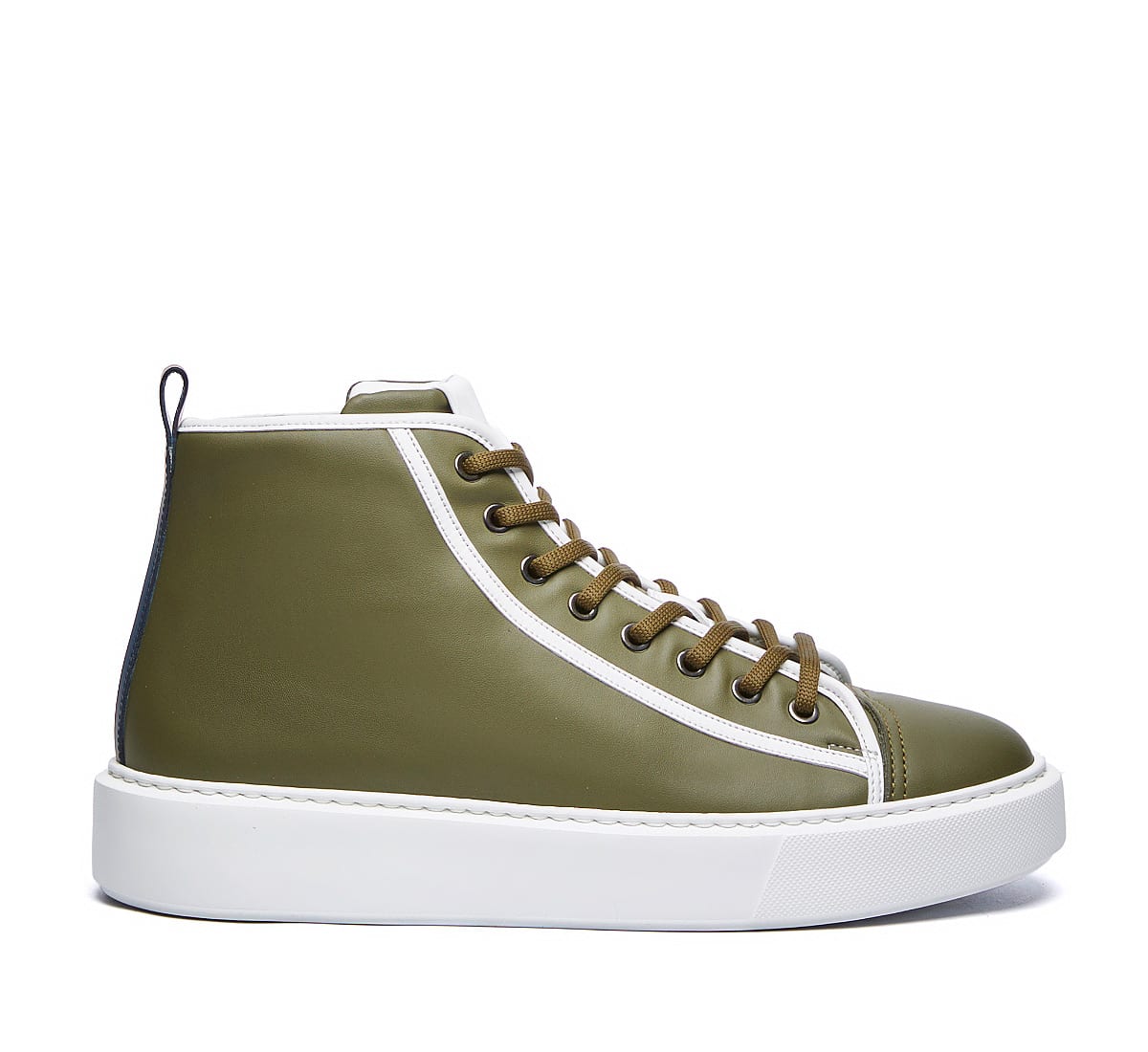 Click to view more detailed imagery on our partner's website Barracuda Basket Sneaker In Verde Militare/bianco