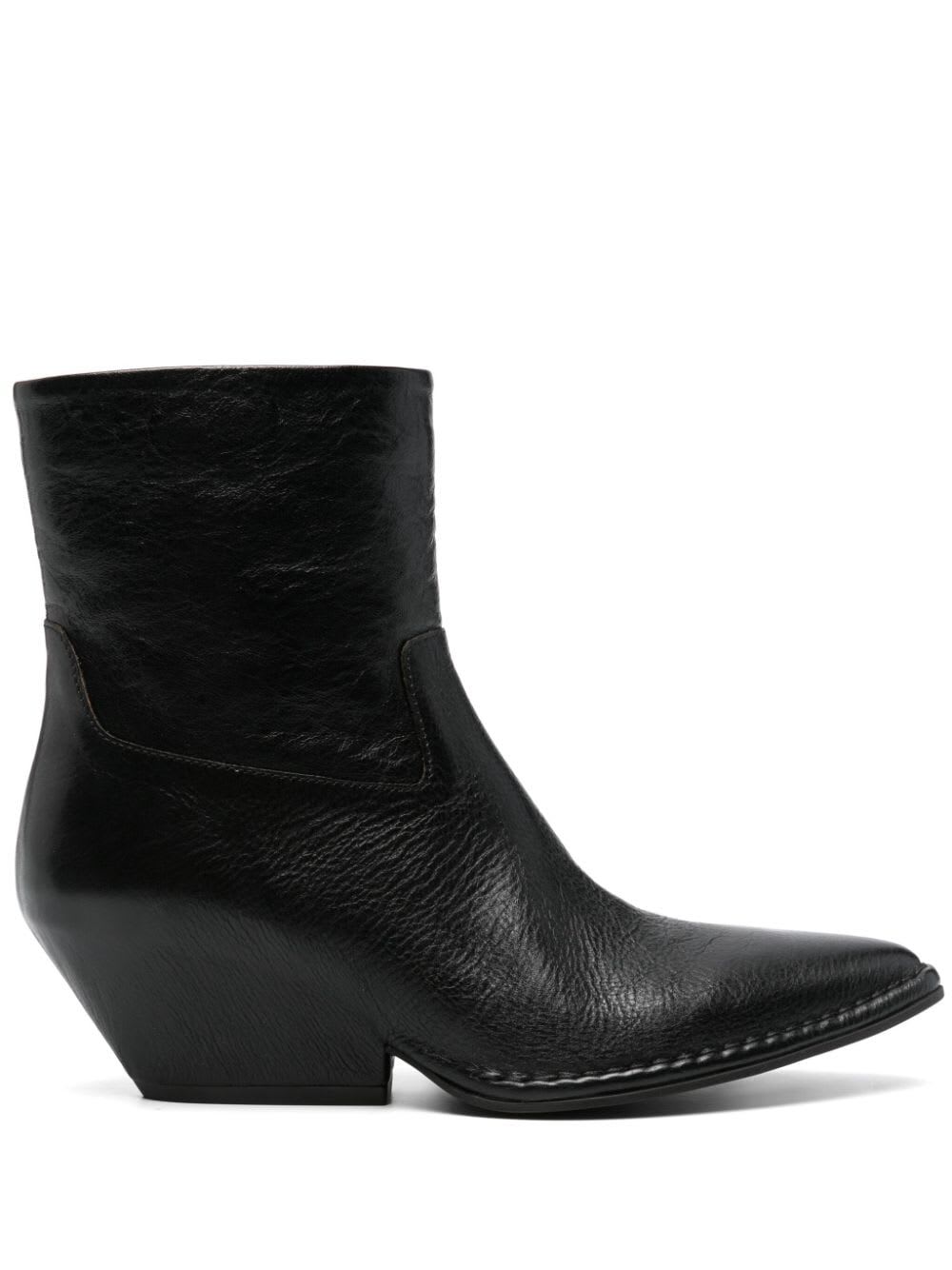 Shop Del Carlo Crio Low Boots In Piper Black