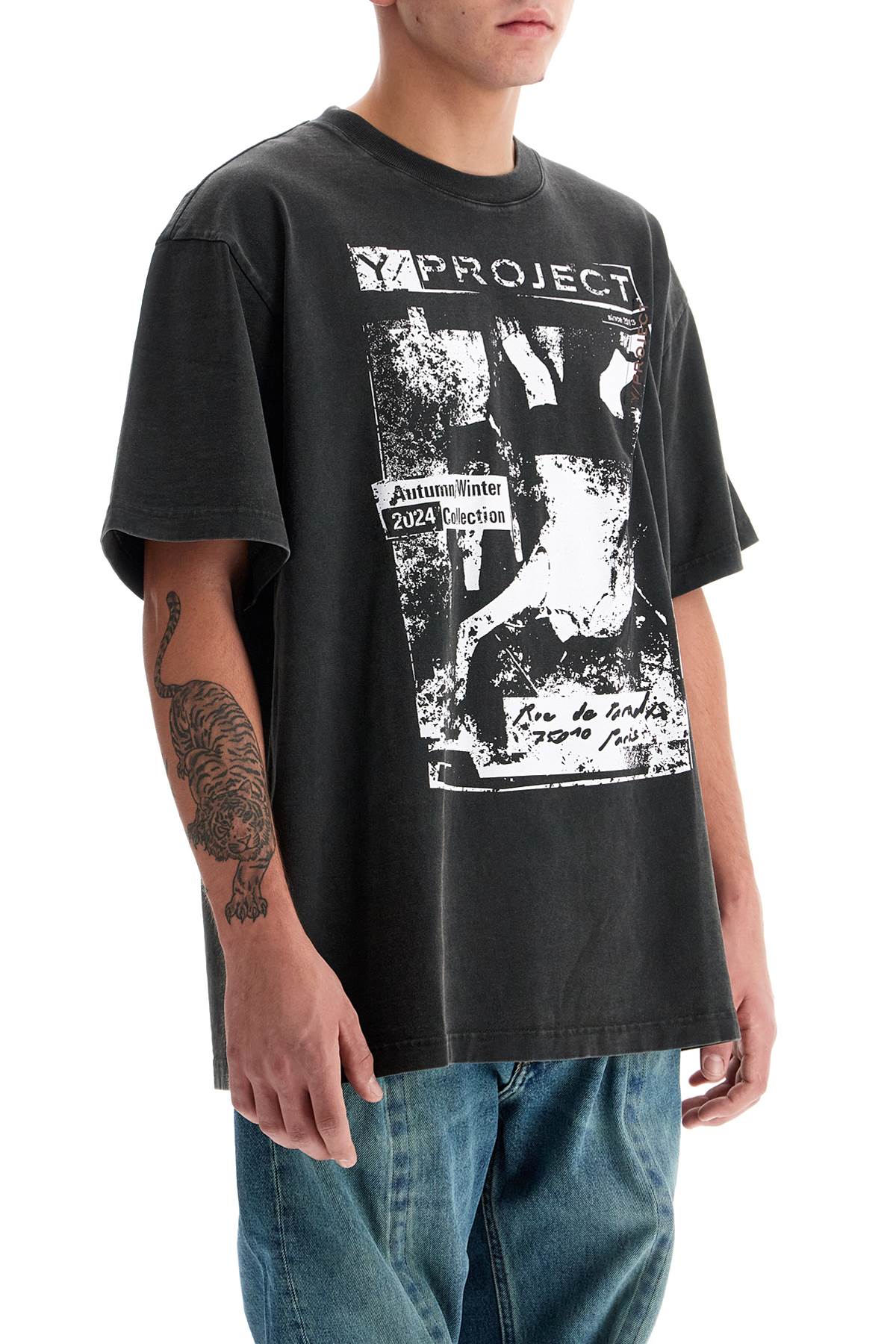 Shop Y/project T-shirt With Printed Pinch In Vintage Black (black)