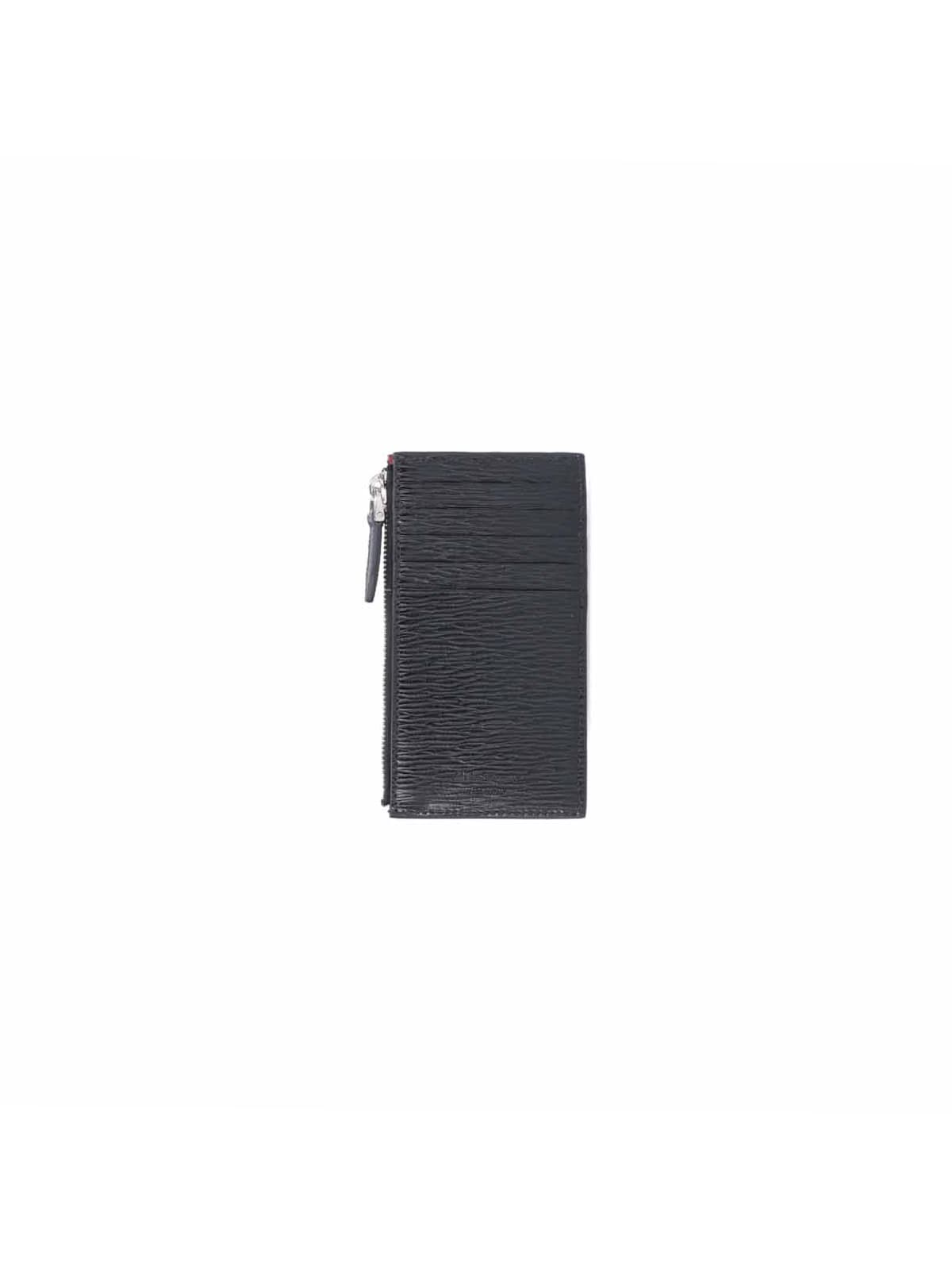 Shop Ferragamo Salvatore  - Gancini Card Holder In Black