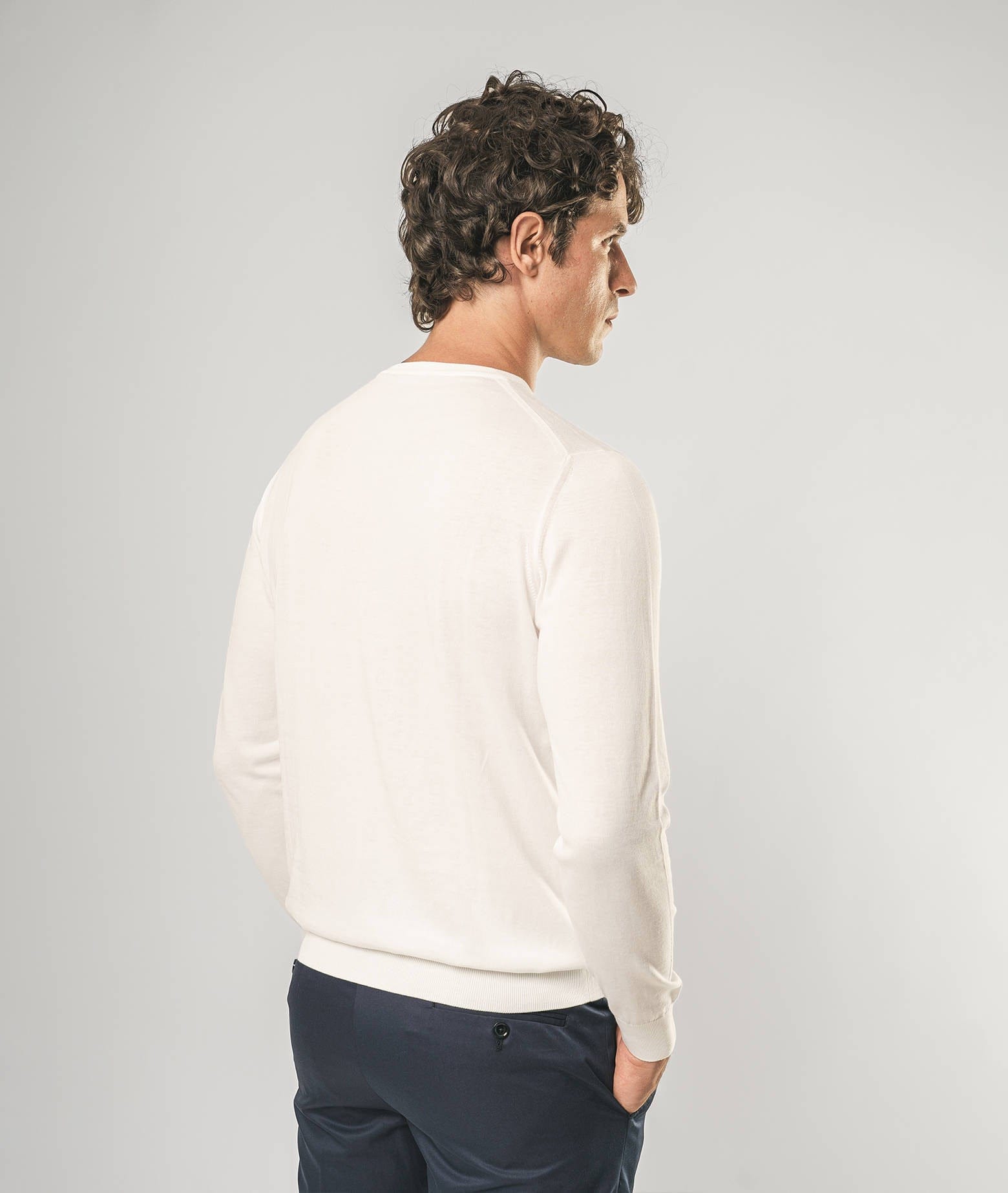 Larusmiani Crewneck Sweater Aspen Sweater In White