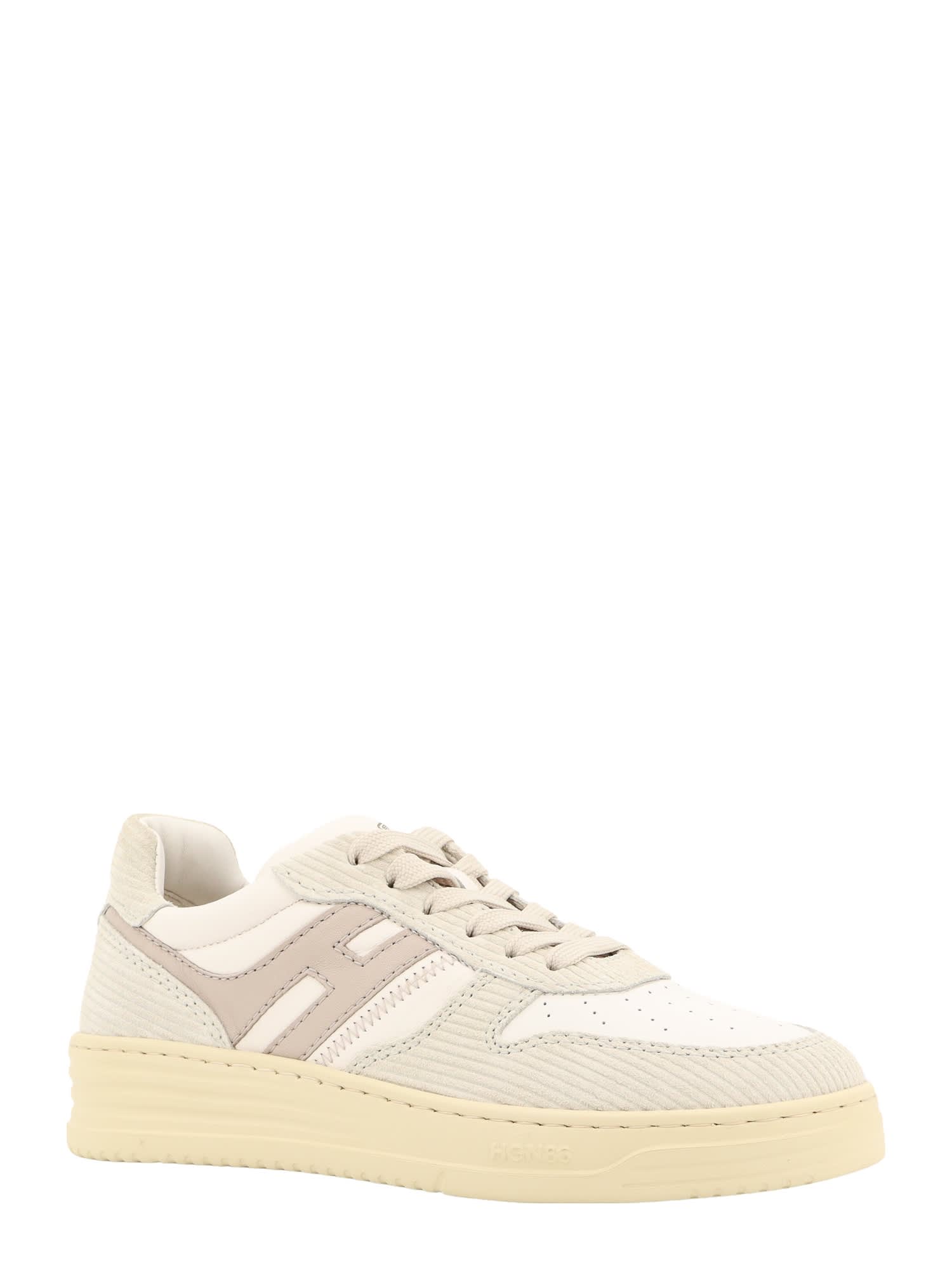 Shop Hogan H630 Sneakers In Powder