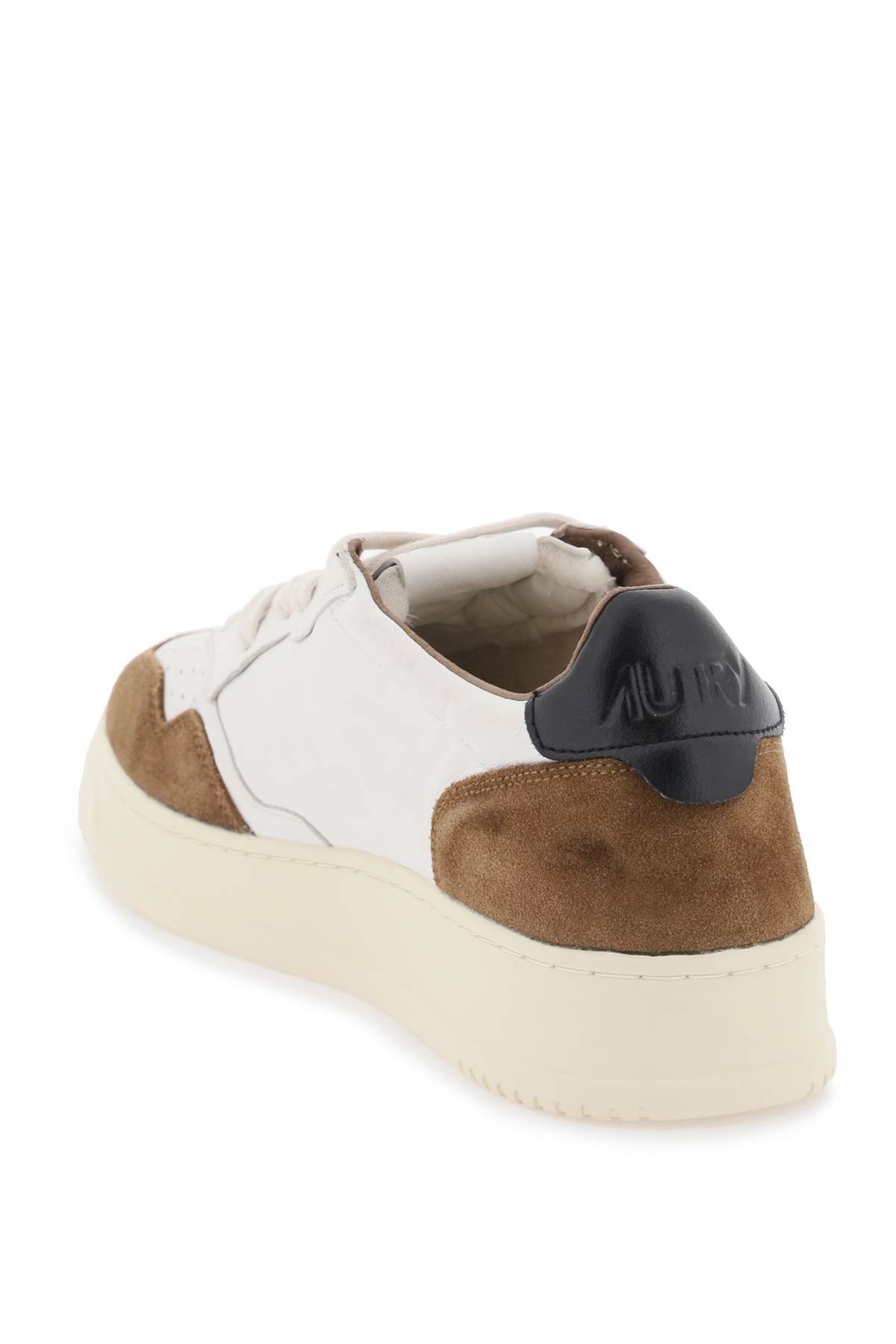 Autry Medalist Low Super Vintage Sneakers In Brown