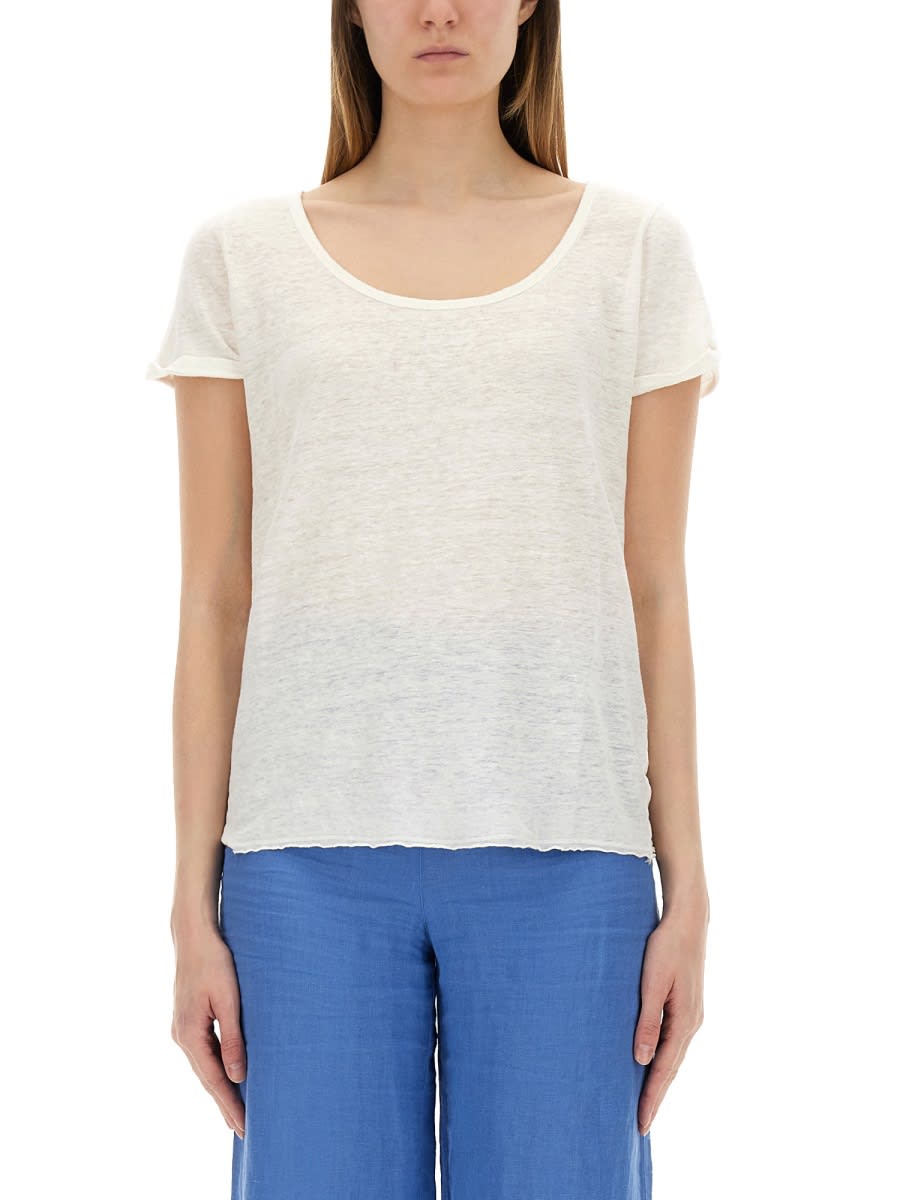 120% Lino Relaxed White Linen T-shirt With Scoop Neckline In White