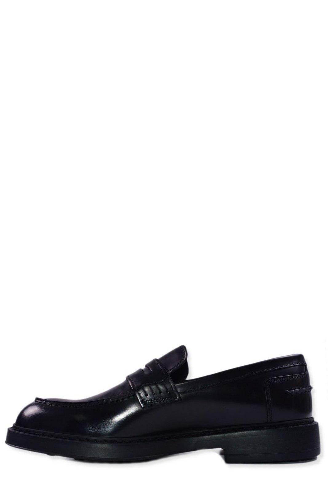 Shop Doucal's High-shine Slip-on Loafers In Nero