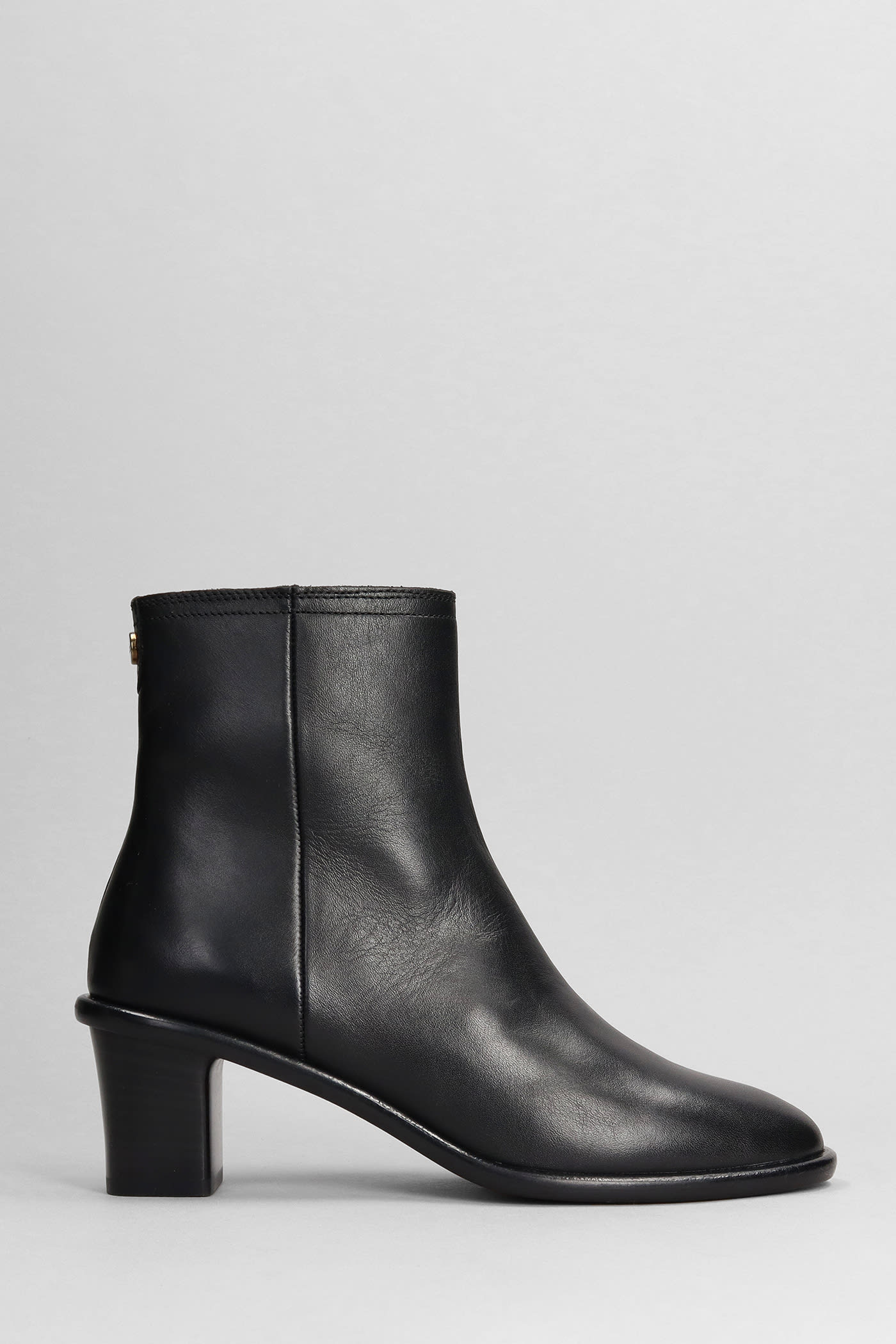 Gelda Low Heels Ankle Boots In Black Leather