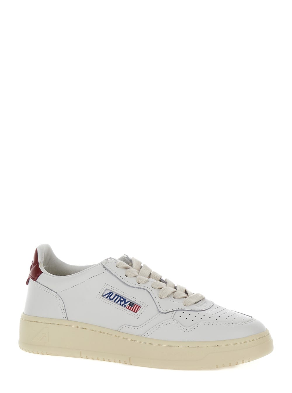 Shop Autry Medalist White Low Top Sneakers With Contrasting Heel Tab In Leather Woman In Bianco