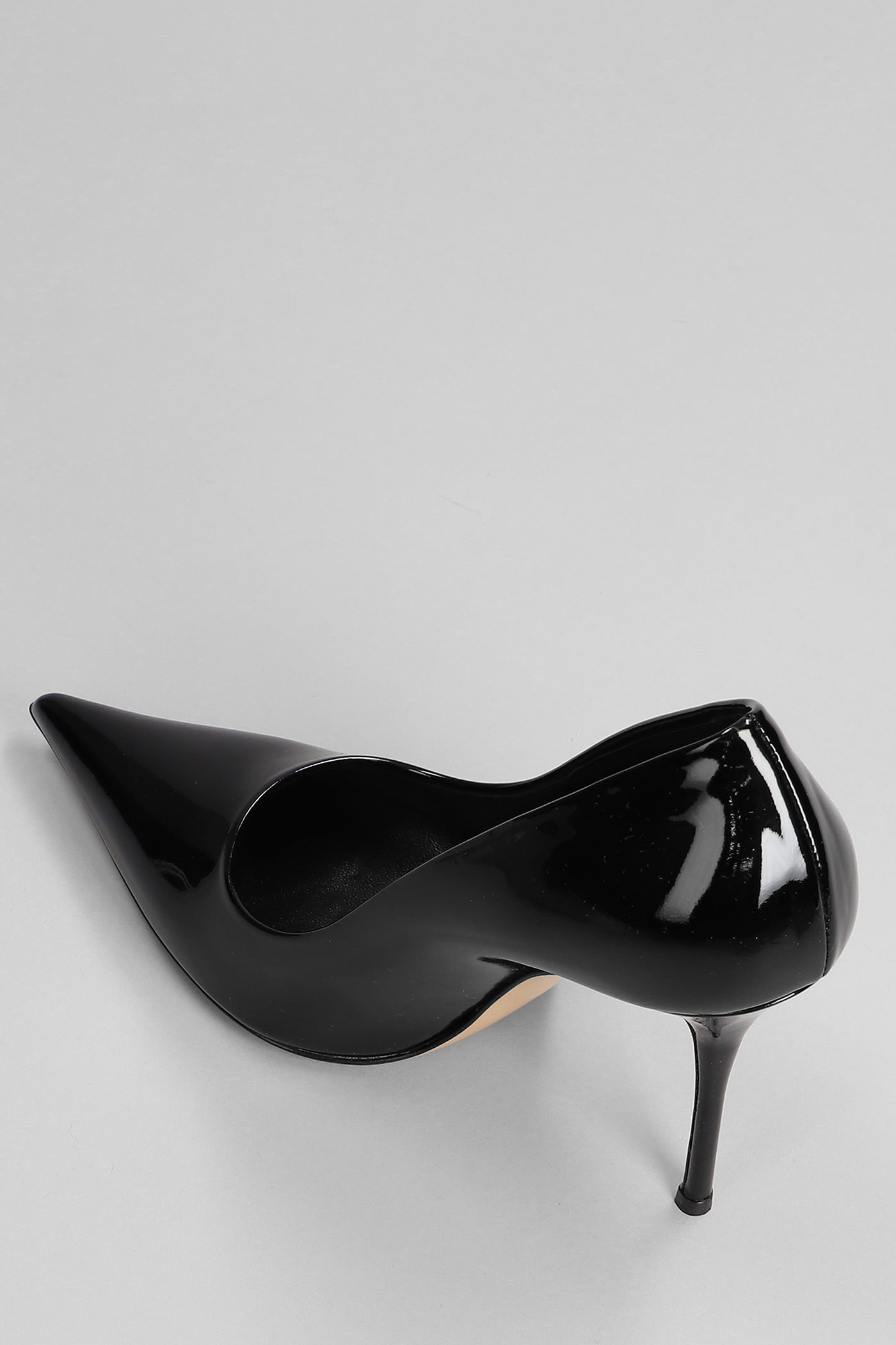 casadei black pumps