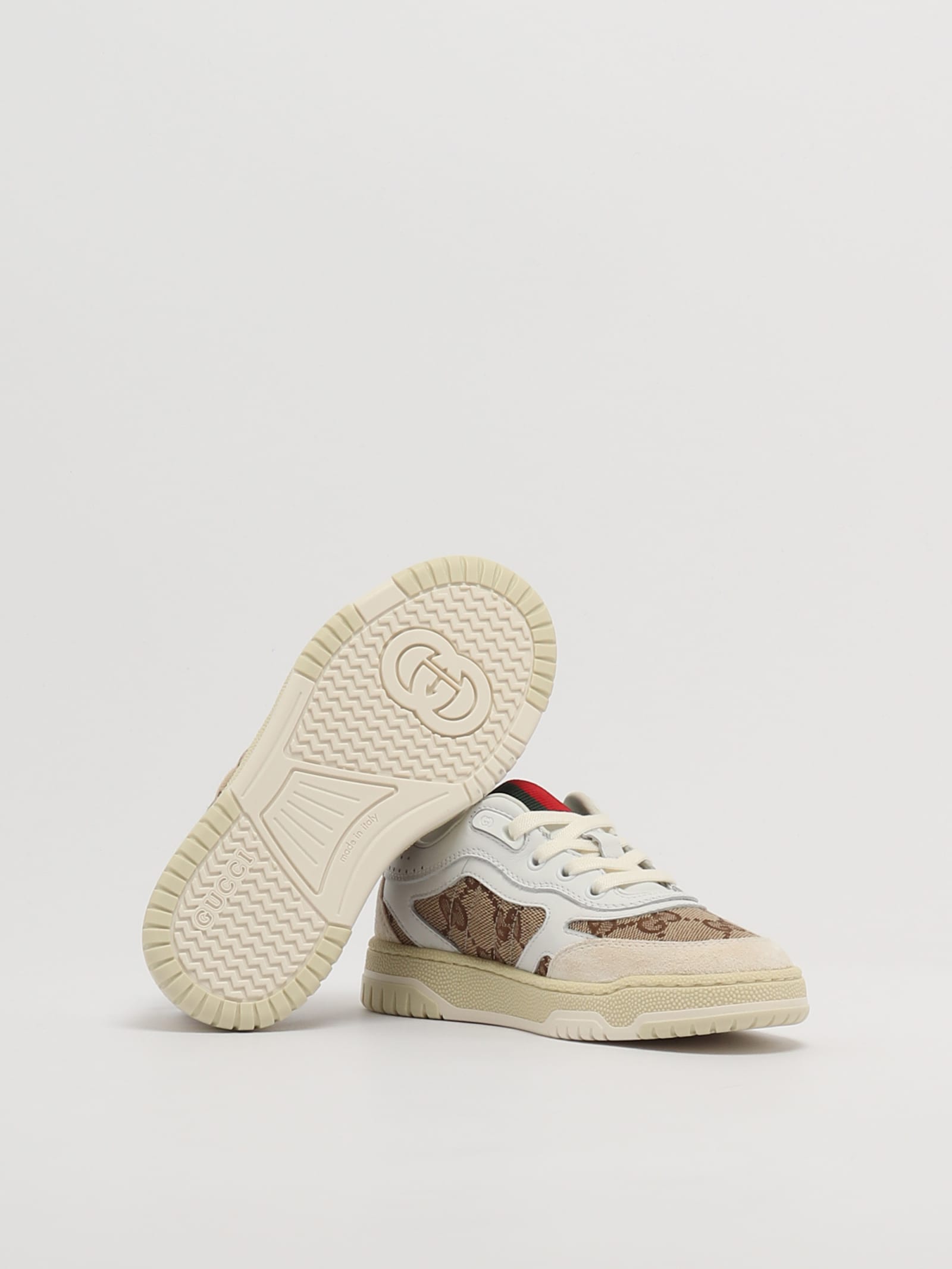 Shop Gucci Sneakers Sneaker In Bianco-beige