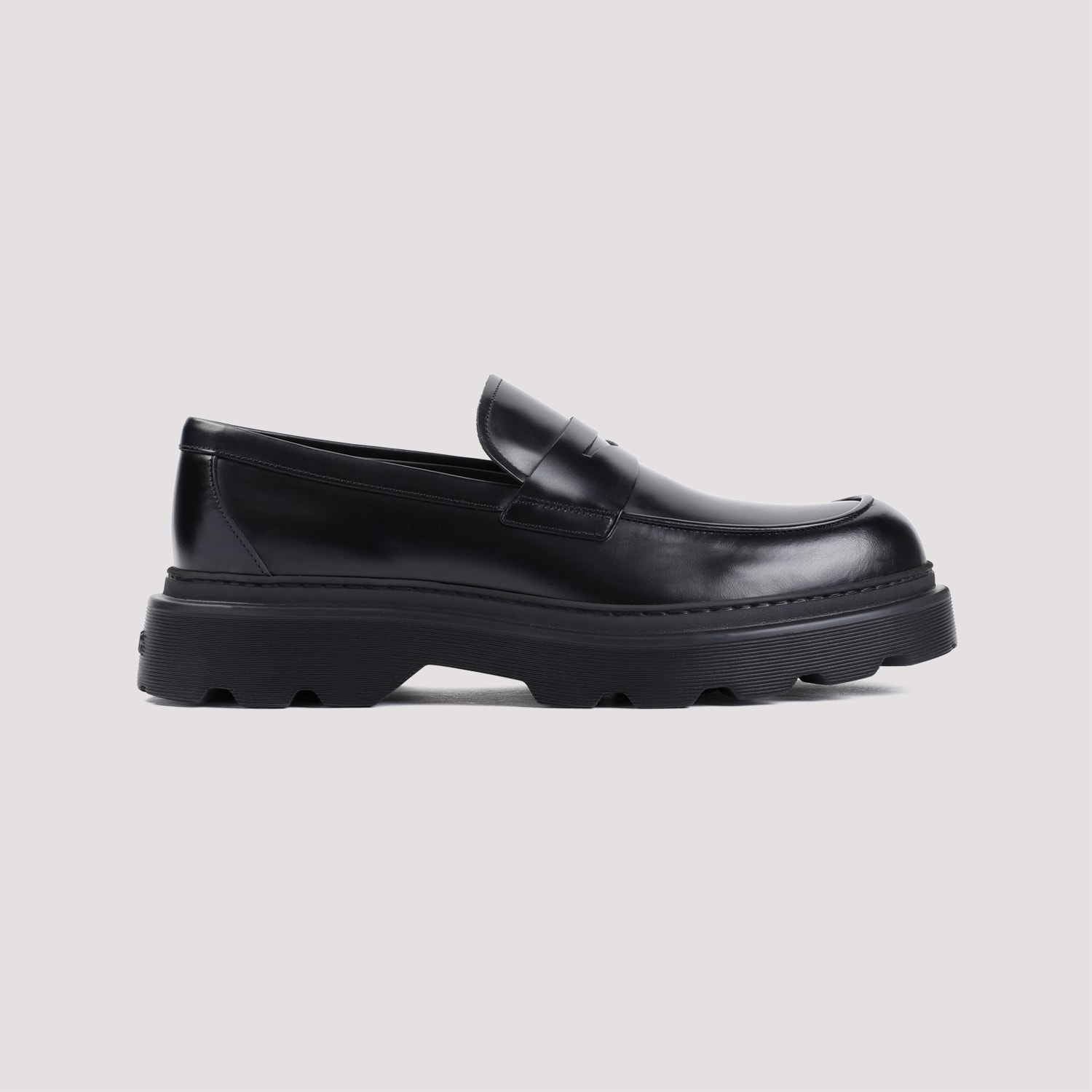 Shop Tod's Leather Loafers In Nero