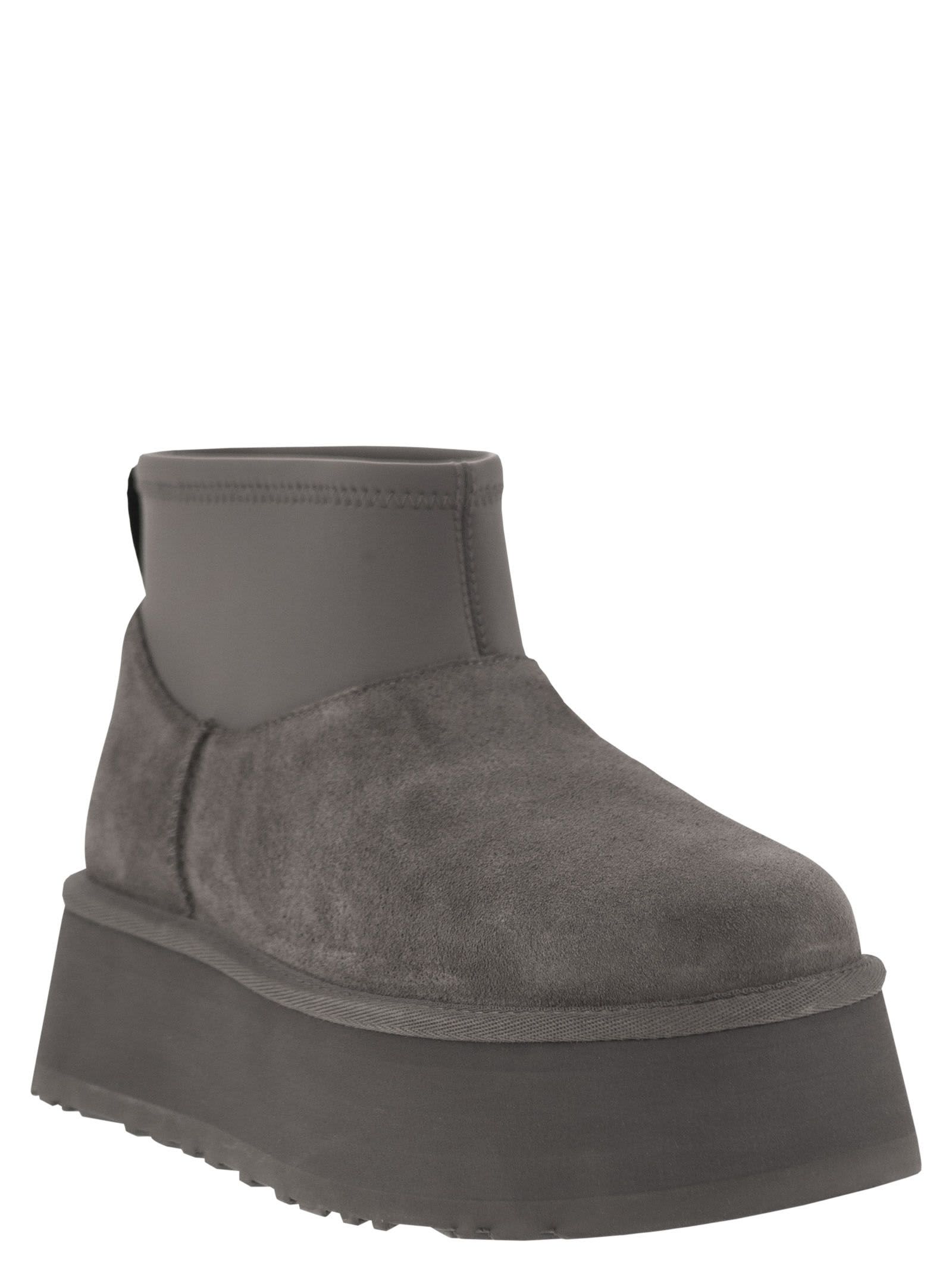 Ugg Classic Mini Dipper Boots In Gray