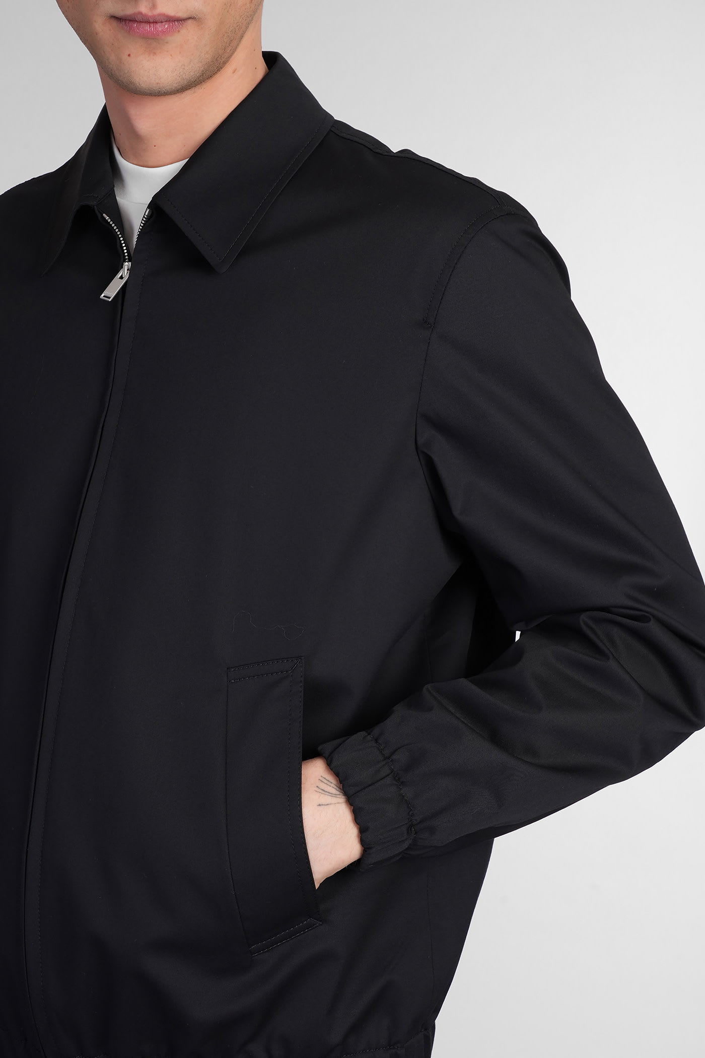 Lardini Black Zip-up Sweater With Classic Collar In Black
