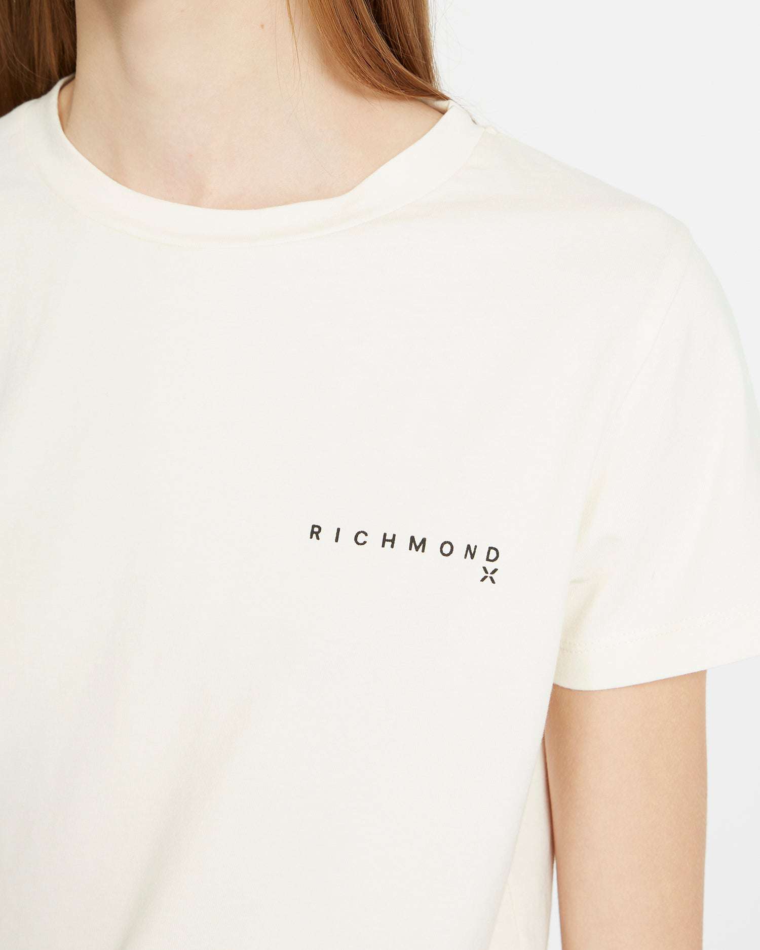 Shop John Richmond T-shirt With Logo On The Front In Bianco
