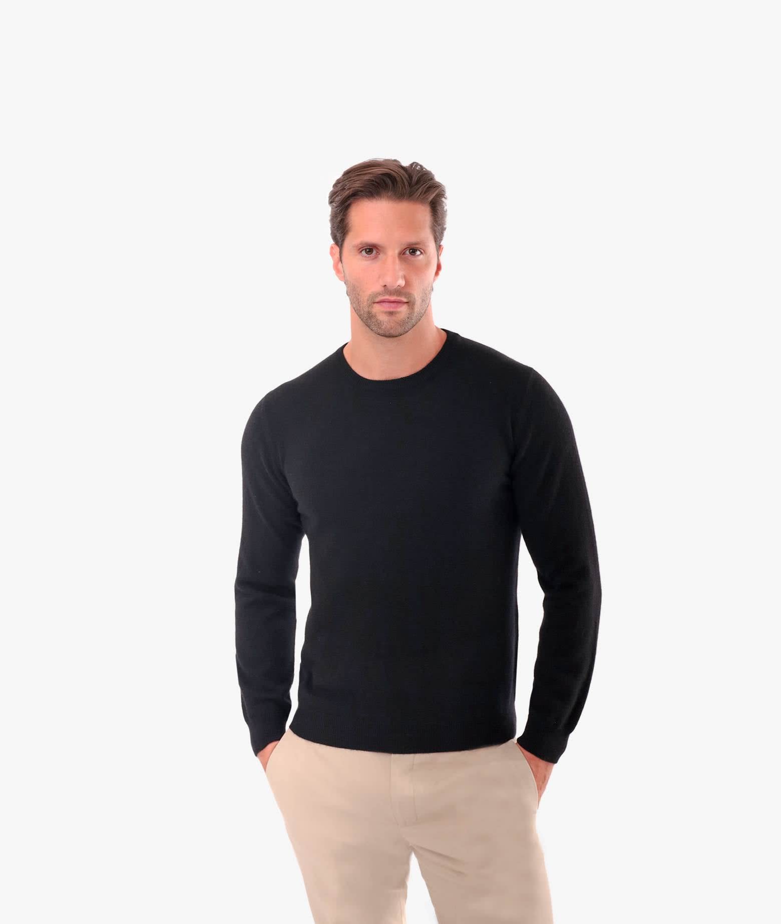 Shop Larusmiani Crewneck Sweater Aspen Sweater In Black