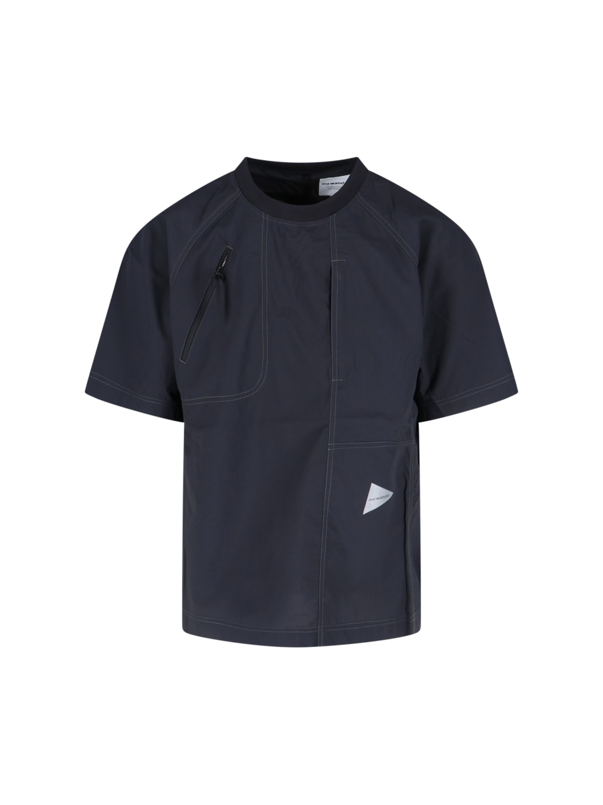 pullover T-shirt