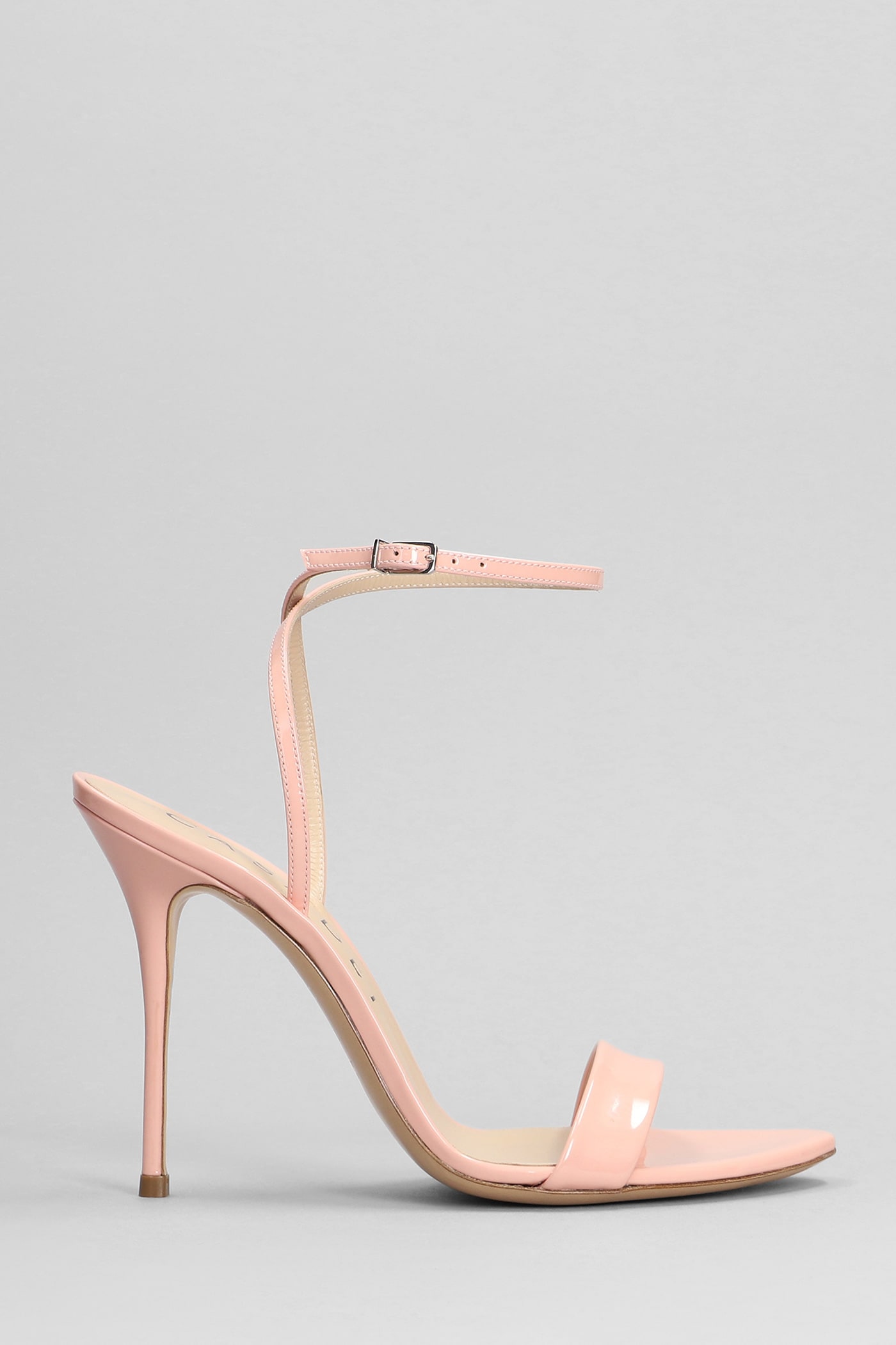 Scarlet Sandals In Rose-pink Patent Leather