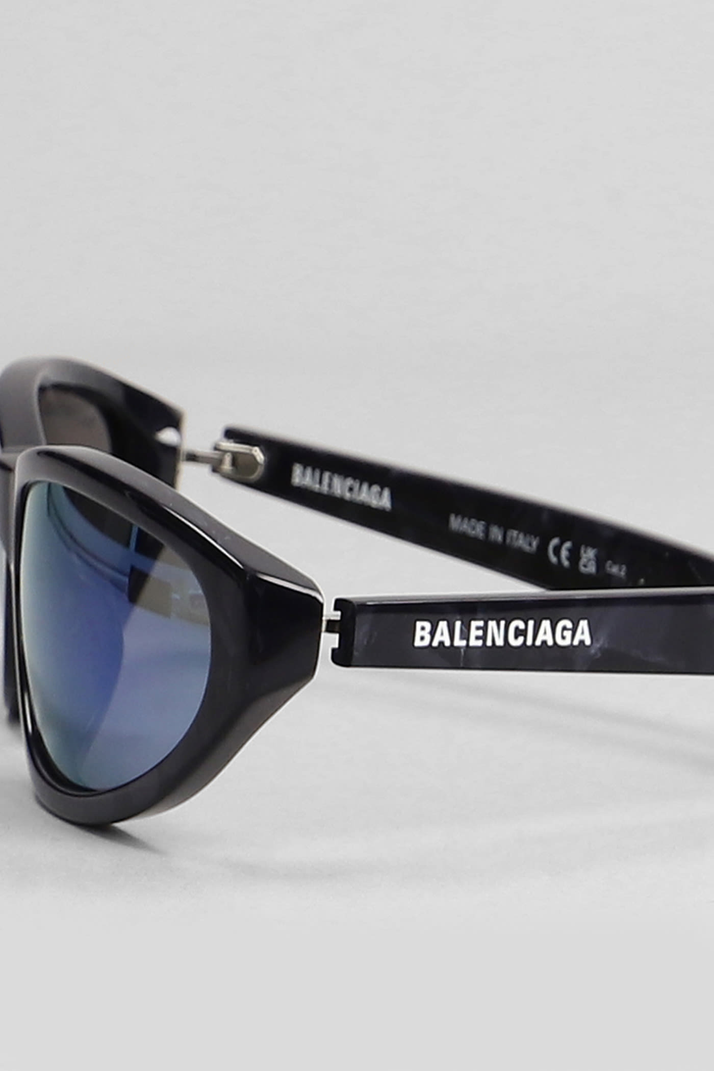 Shop Balenciaga Neo Round Sunglasses In Viola Acetate