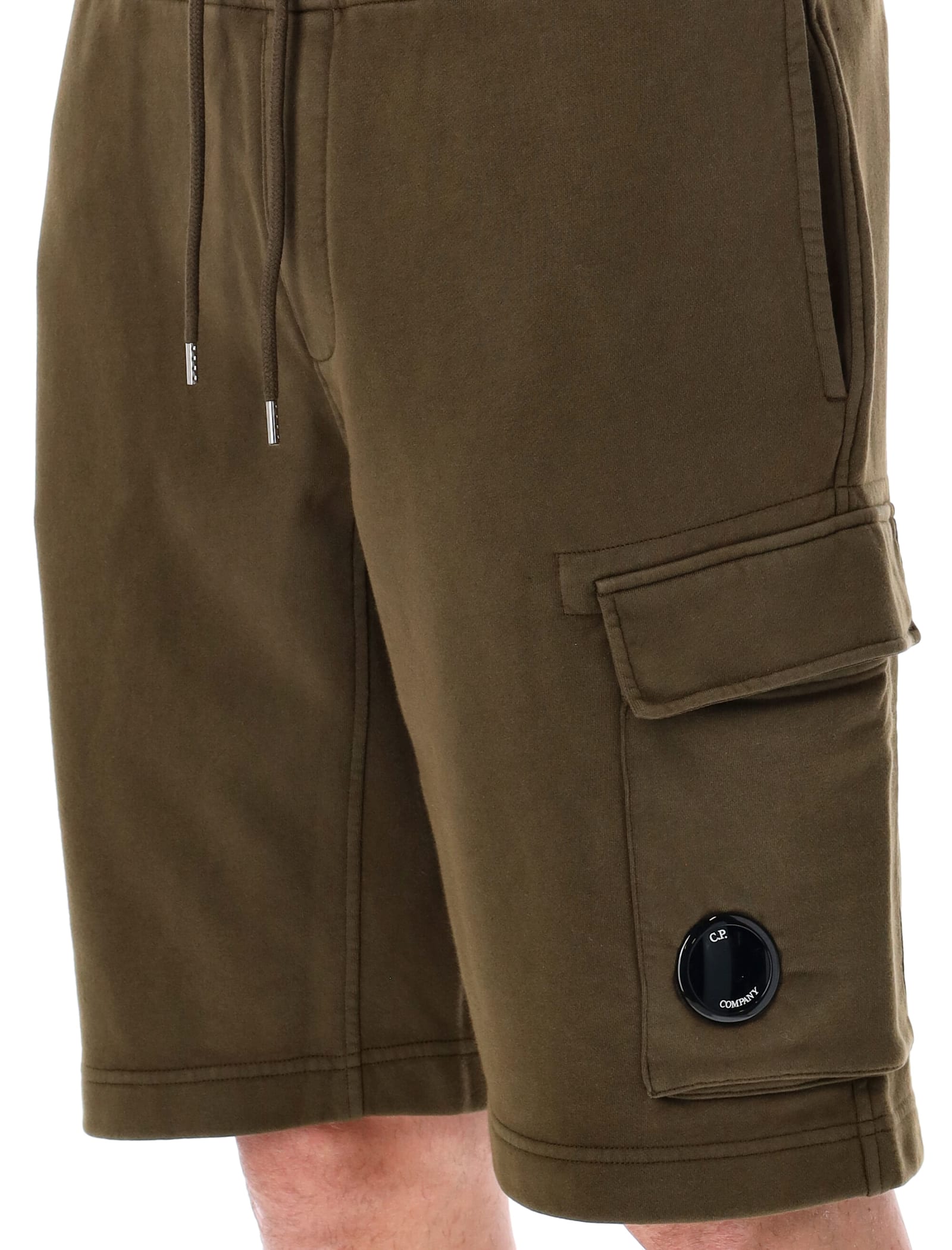 C.p. Company C.p.company Fleece Lens Short In Ivy Green