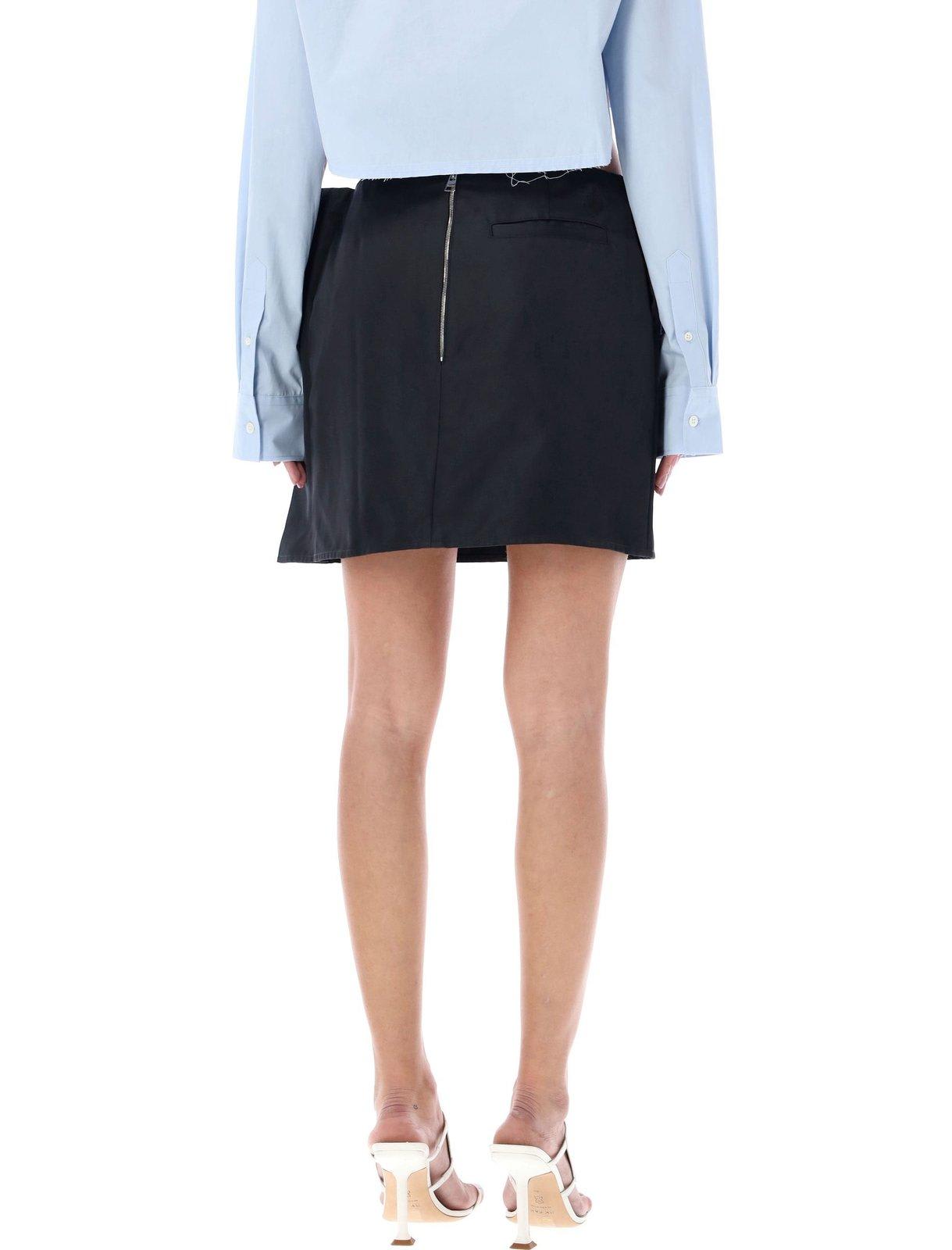 Shop Jw Anderson Mid-rise Straight Hem Mini Skirt In Black