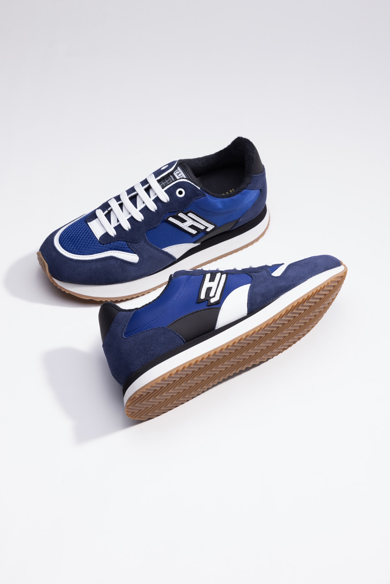Shop Hide&amp;jack Low Top Sneaker - Over Blue