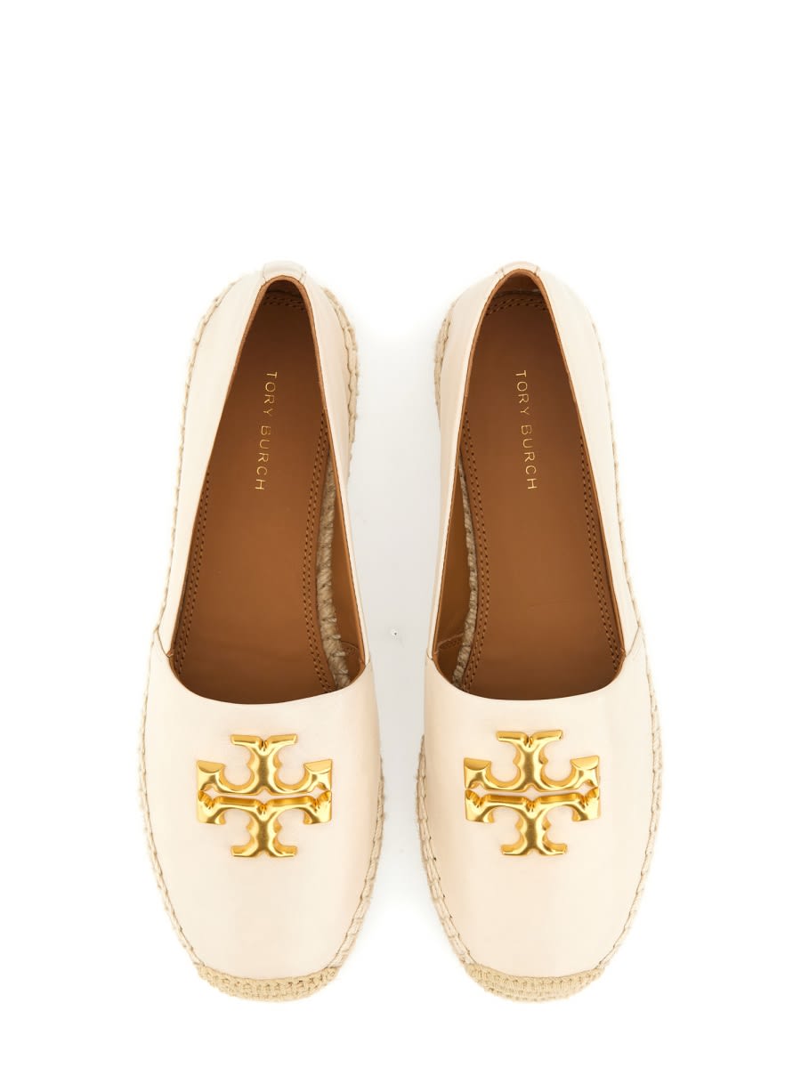 Shop Tory Burch Espadrilla Eleanor In Beige