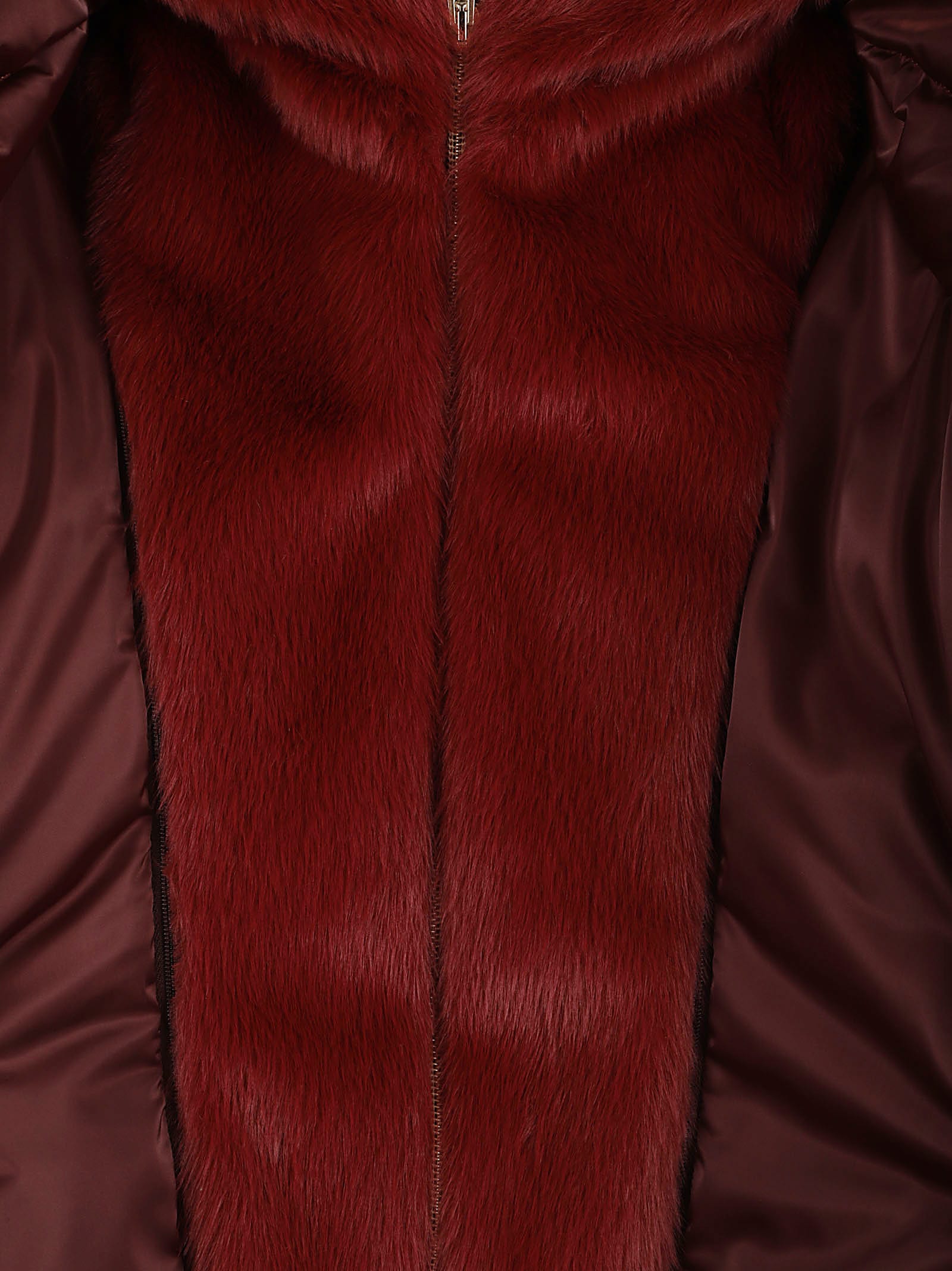 Herno A-shape In Satin With Faux Fur Bib In Red