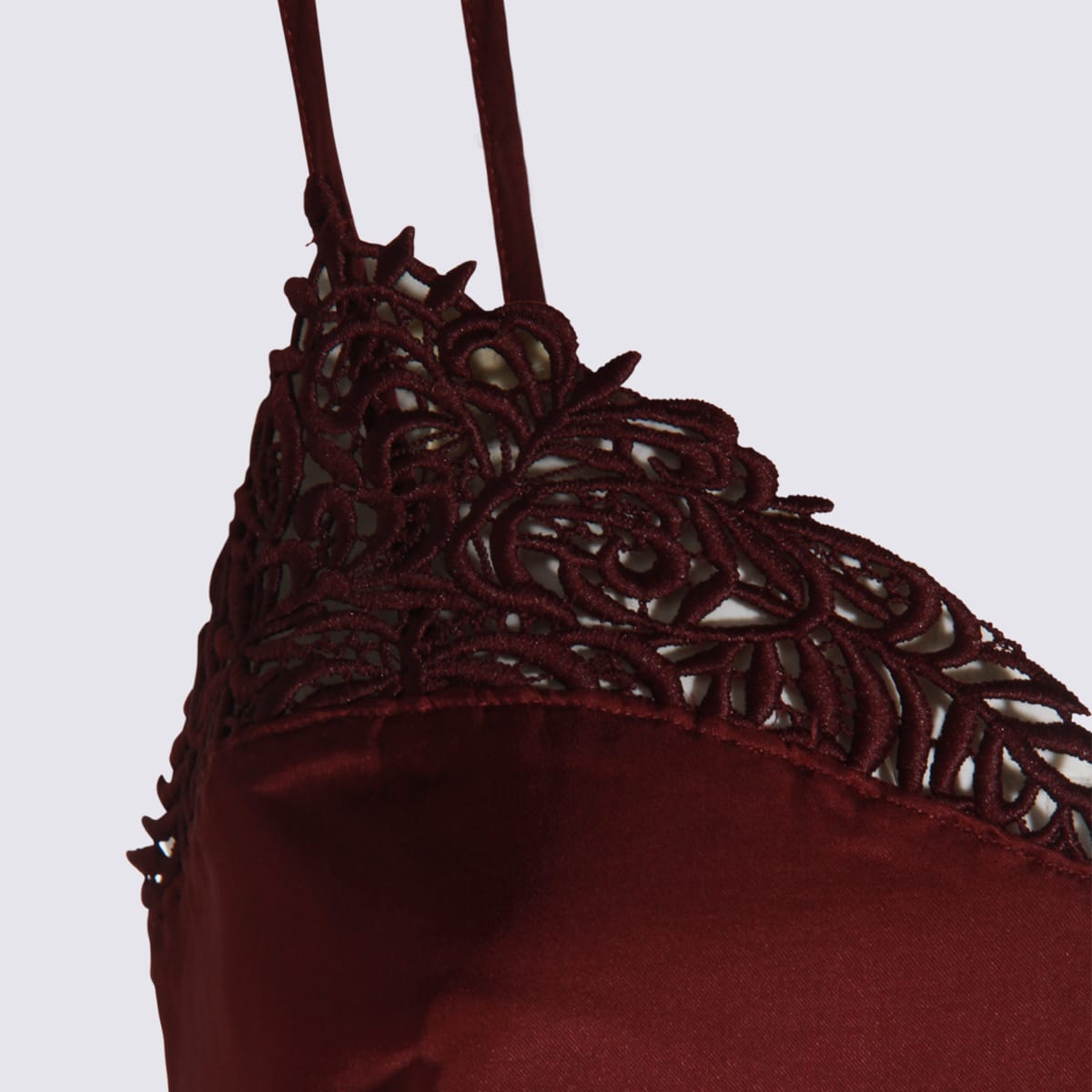 Twinset Top En Satin Avec Dentelle In Red