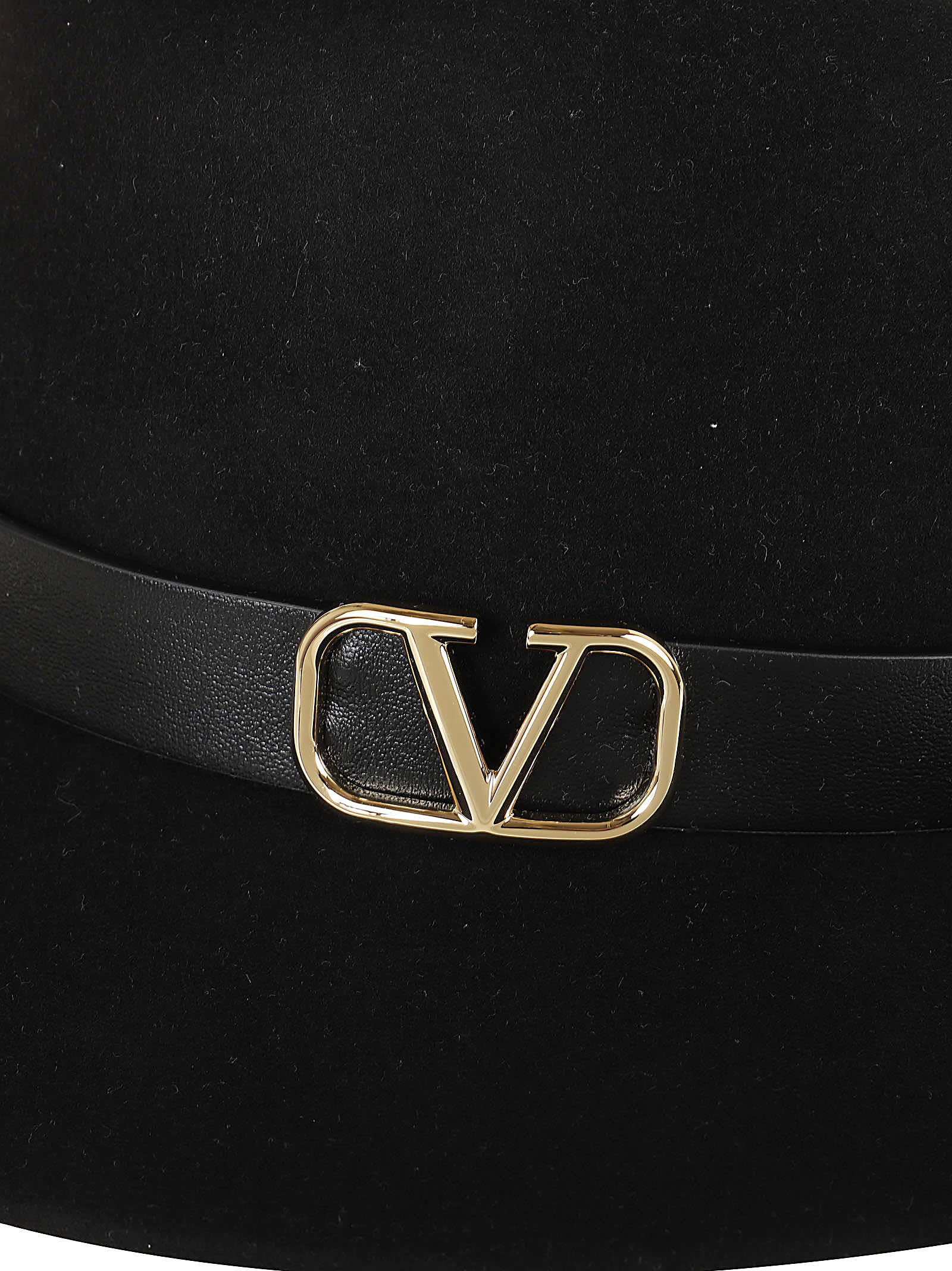 Shop Valentino Fedora Vlogo Signature In Yzy Nero Nero Oro