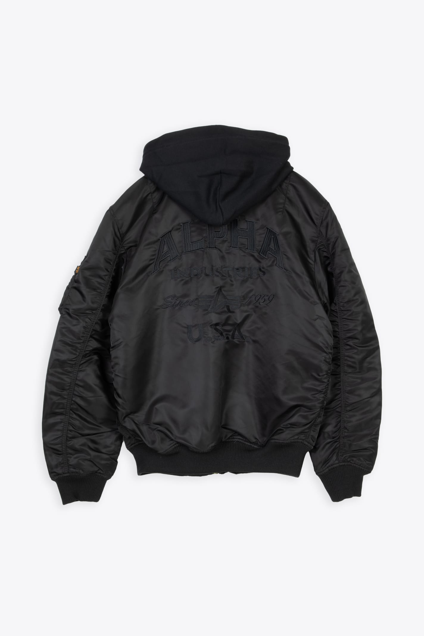 F.C.Real いざなっ Bristol ALPHA HOODED MA-1 