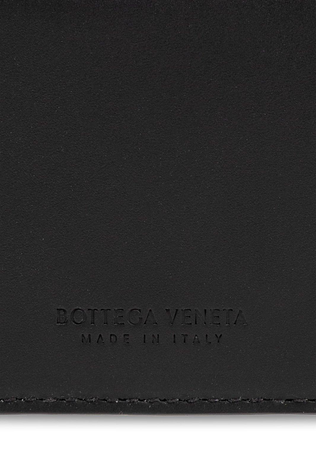 Bottega Veneta Intreccio Zipped Wallet In Blacksilver