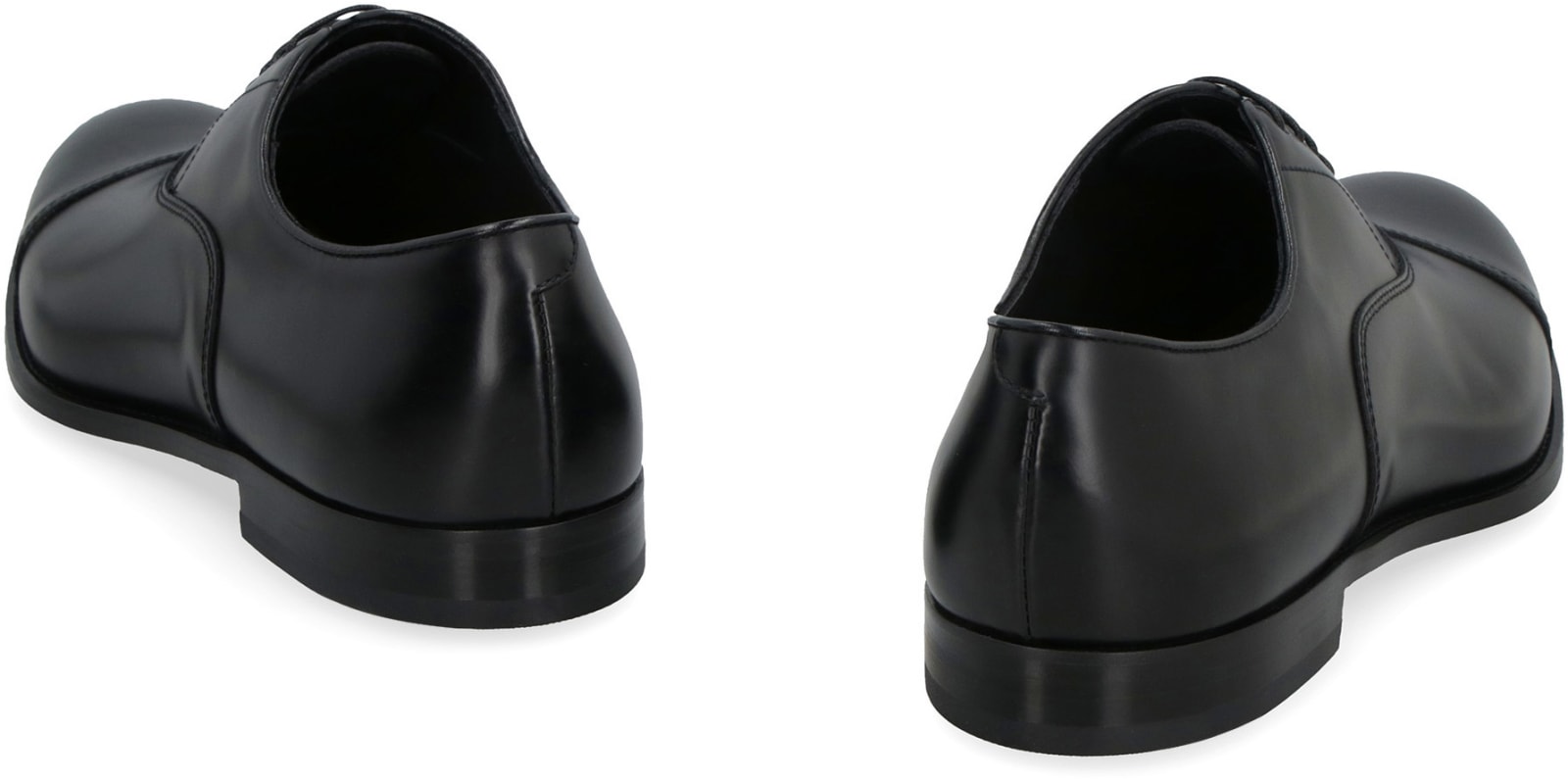 Doucal's Blue Oxford Shoes In Brushed Leather With Toe Cap In Black