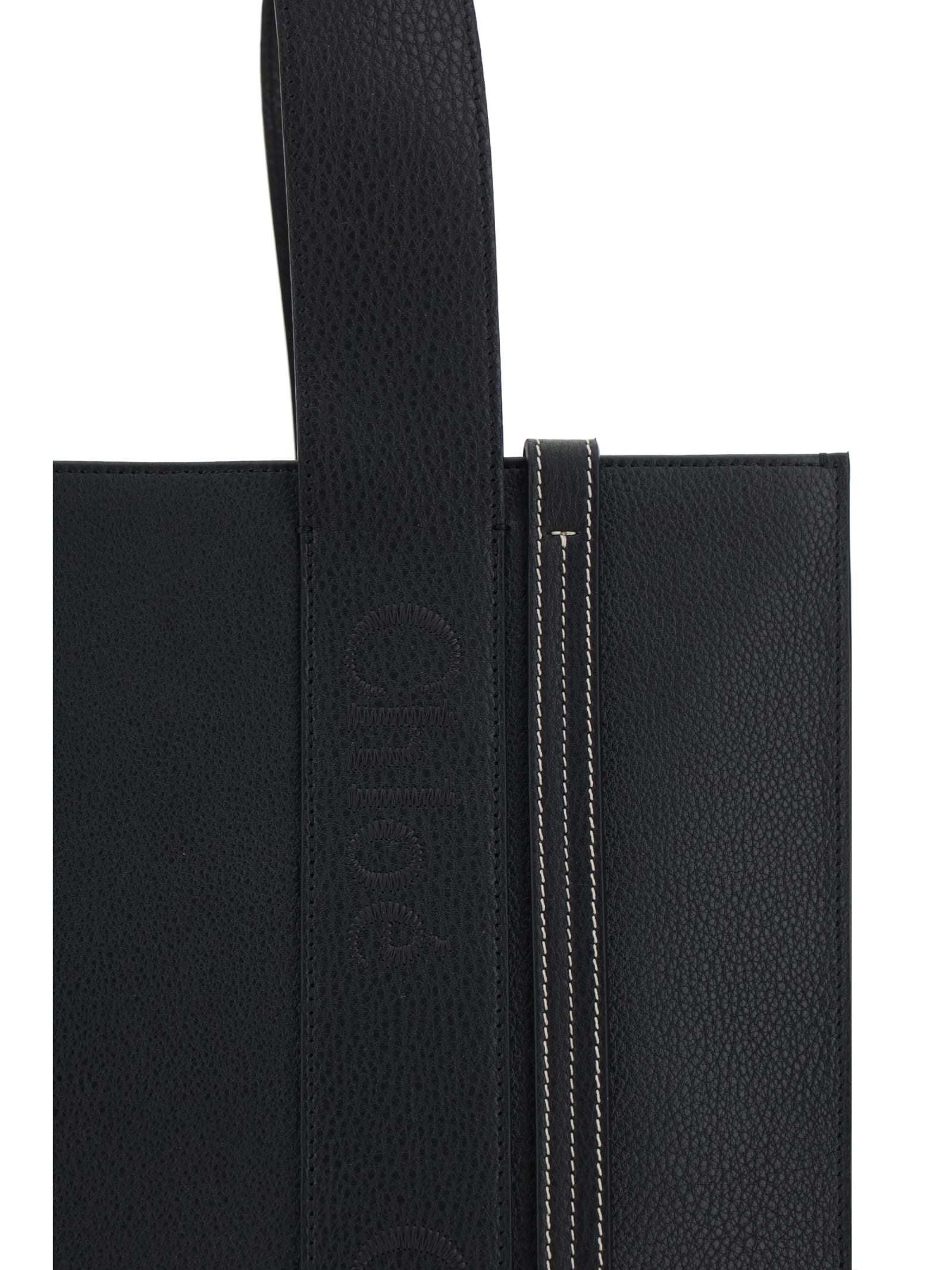 Shop Chloé Woody Handbag In Black
