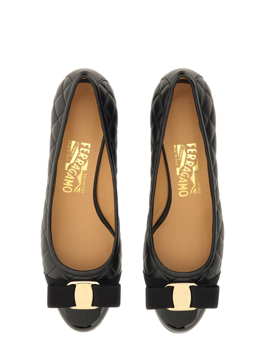 Ferragamo Vara Q Bow-embellished Quilted Patent-leather Pumps In Blue
