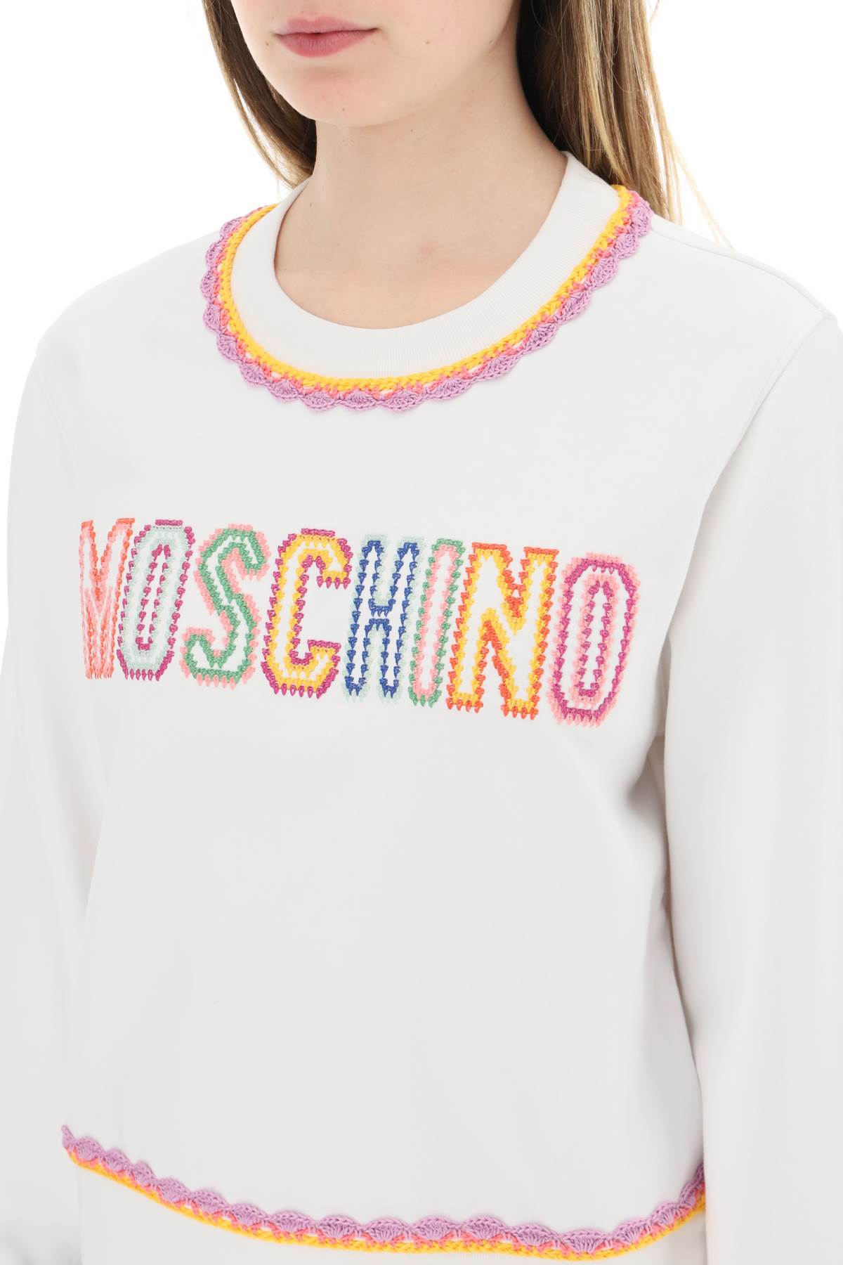 Moschino Crewneck Sweatshirt With Embroidered Logo And Scalloped Trim In White
