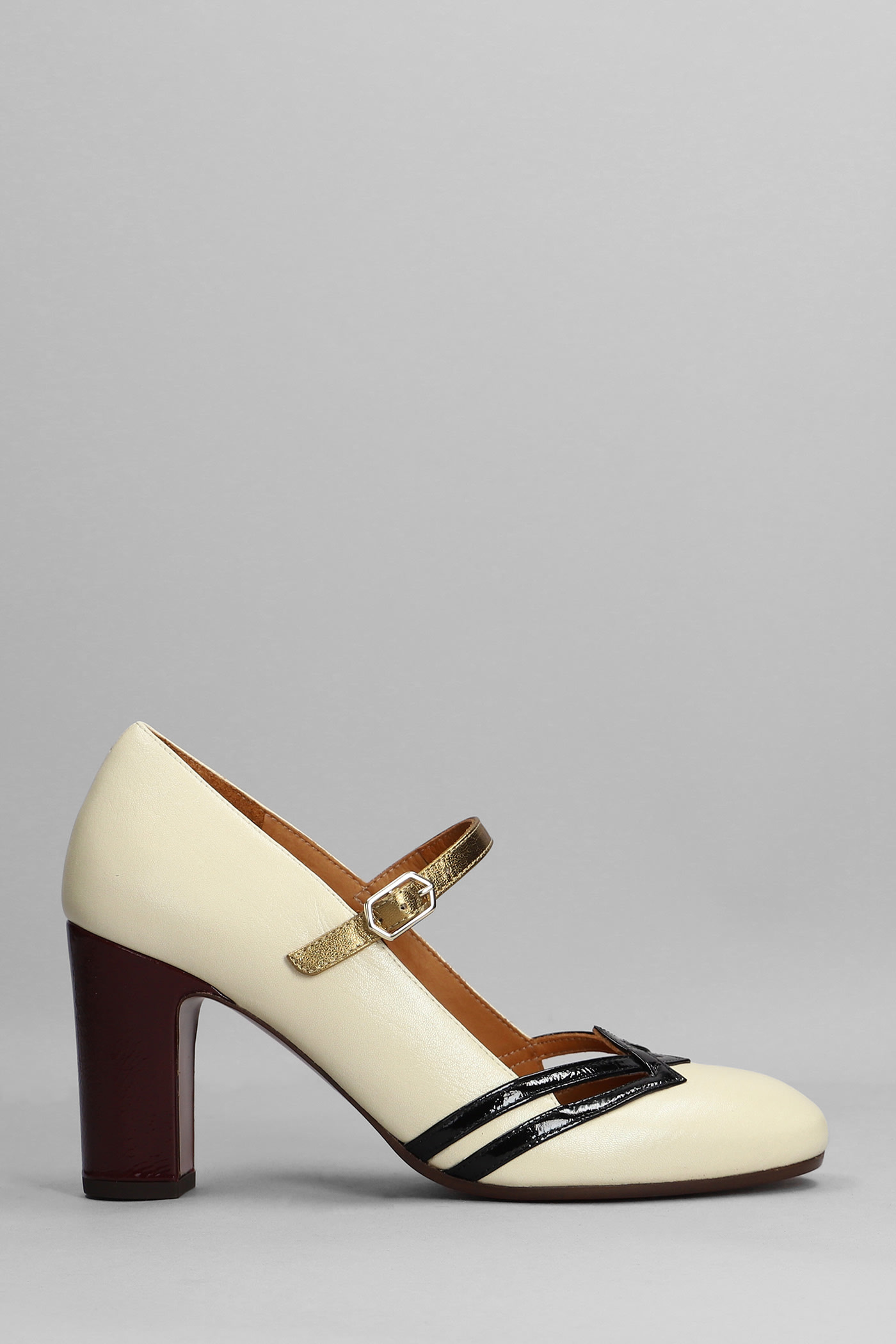 Chie Mihara Wego Pumps In Beige Leather