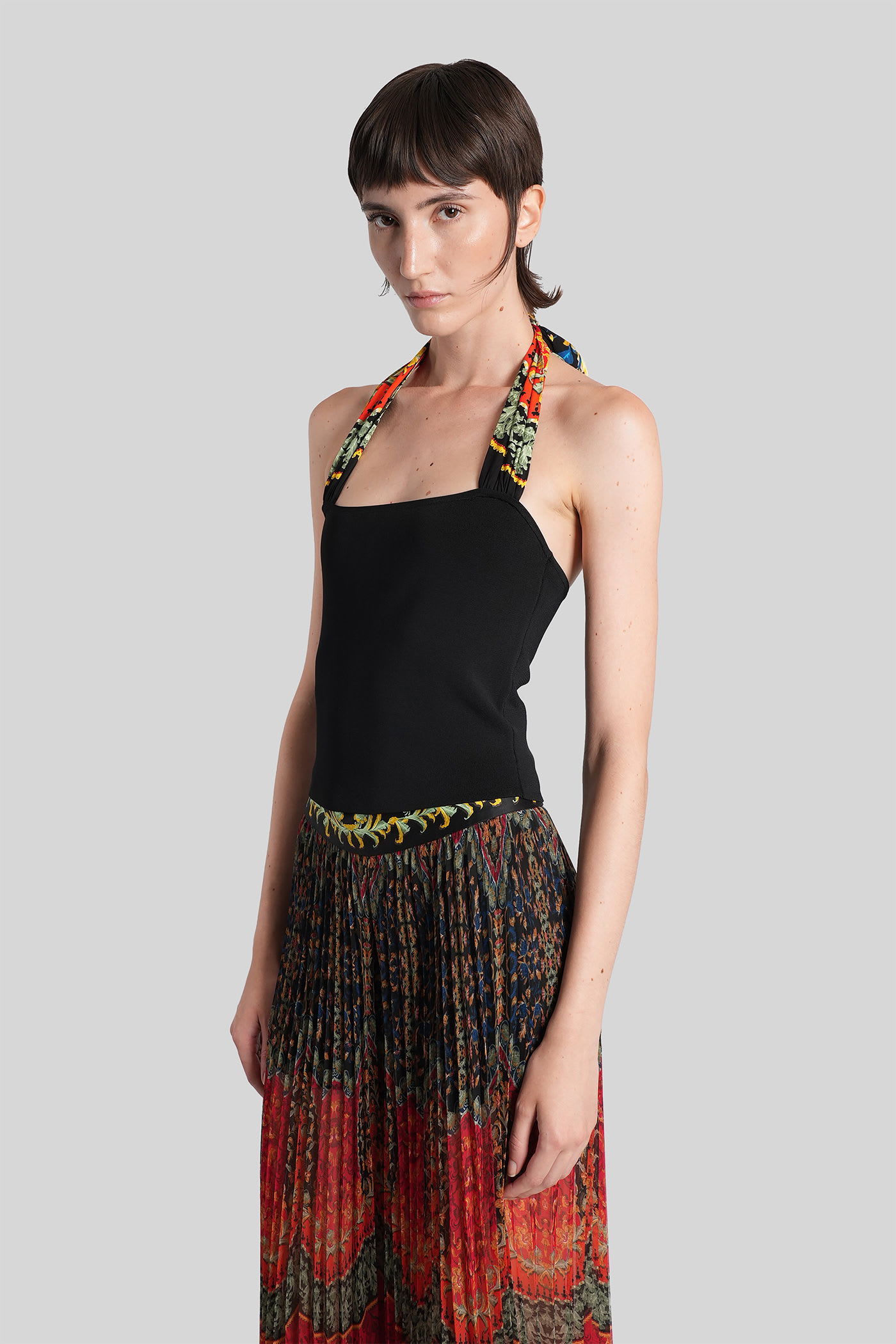 Alice And Olivia Lee Floral-print Halterneck Top In Black