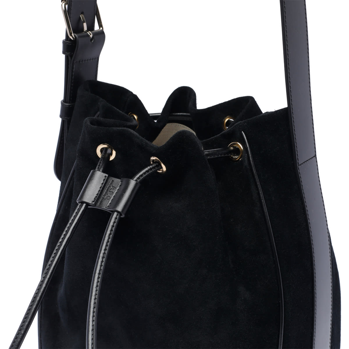 APC ALMA BUCKET BAG 