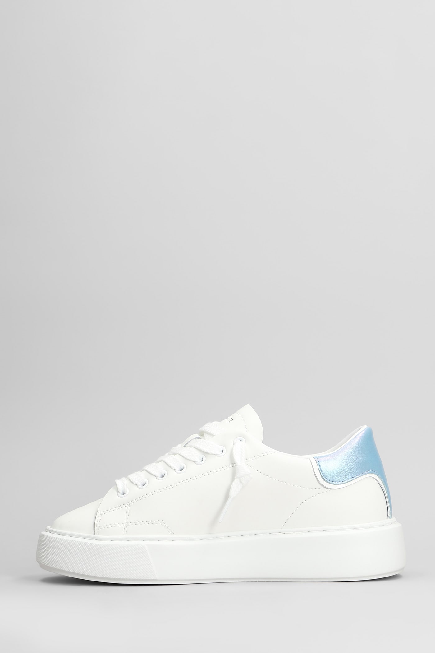 Date D.a.t.e. Sfera Sneakers In White Sky