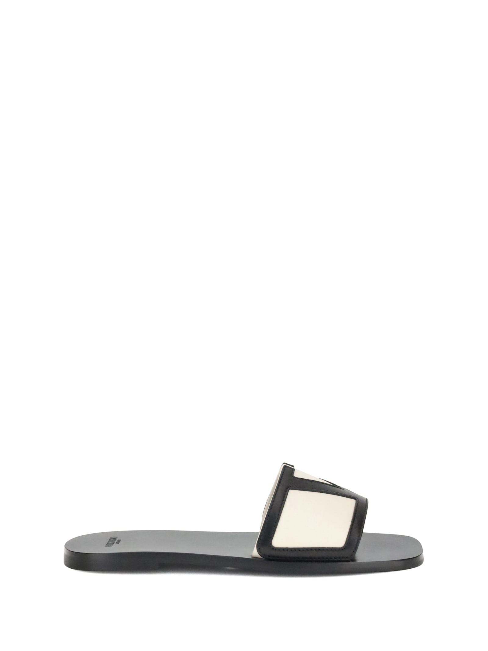 Valentino Viva Superstar Sandals In Neutral
