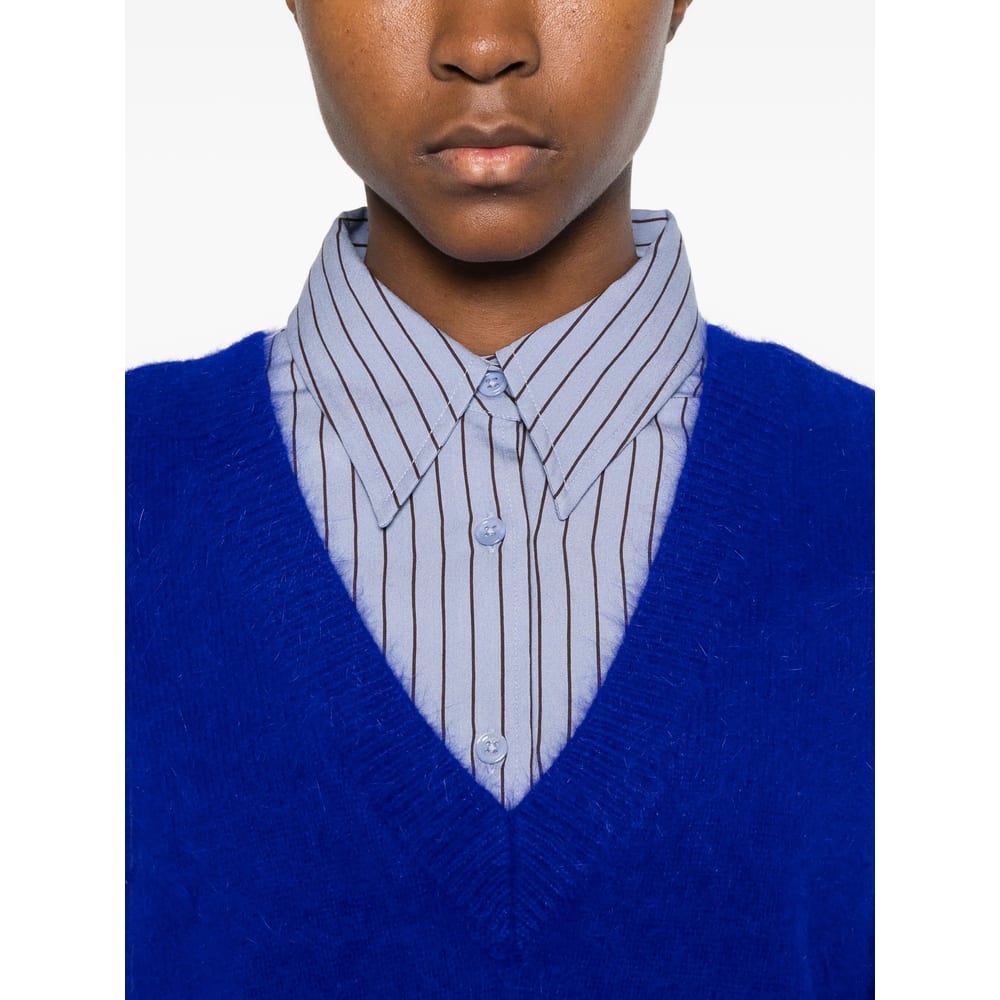 Bellerose Long-sleeved V-neck Sweater In Blue