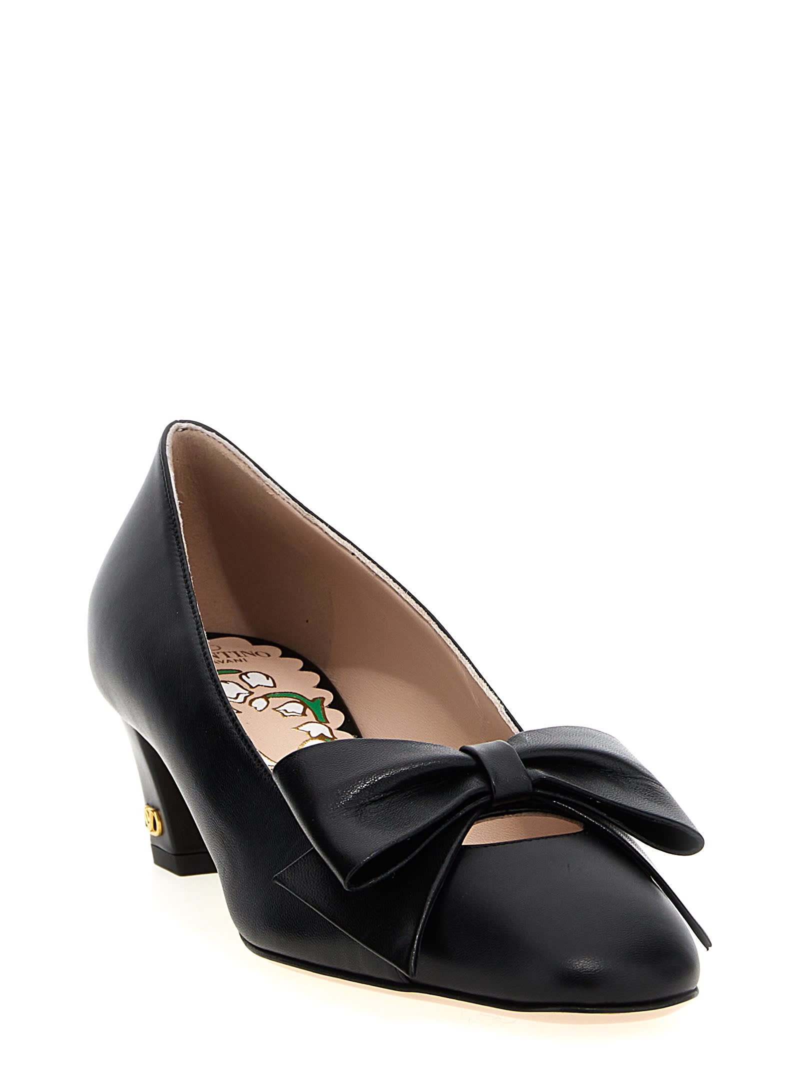 Shop Valentino Garavani Bowow Pumps In Black