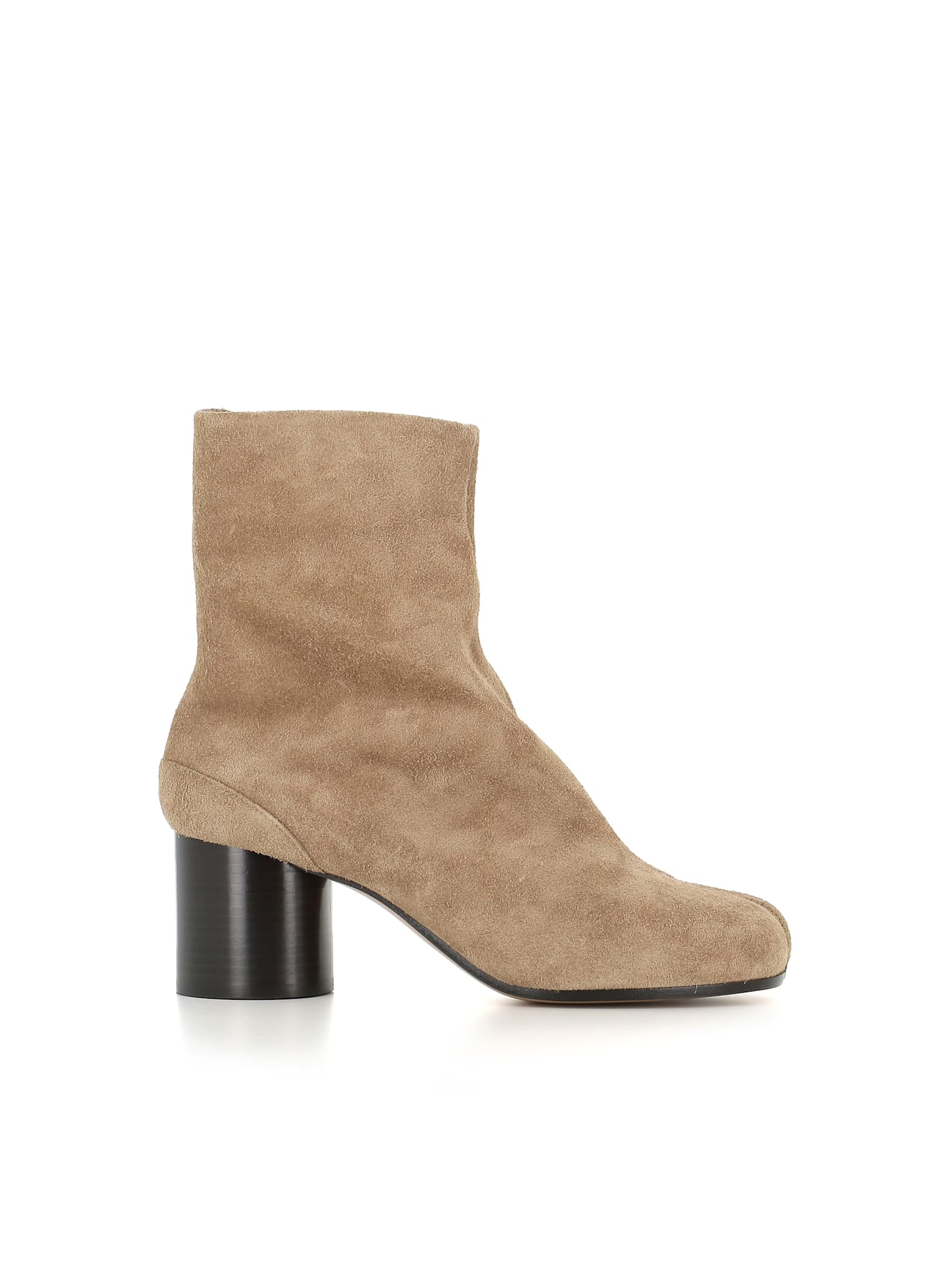 Maison Margiela Tabi Suede Ankle Boots In Neutral