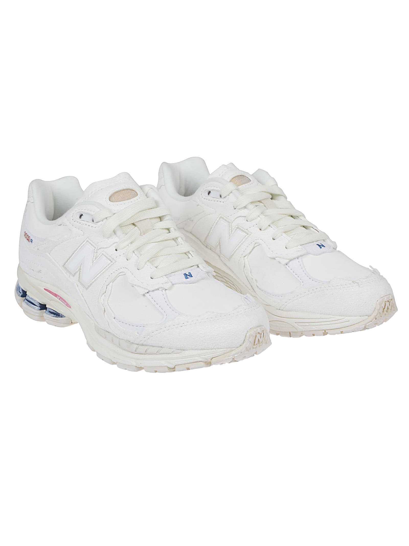 New Balance 2002r Protection Pack Sneakers In White