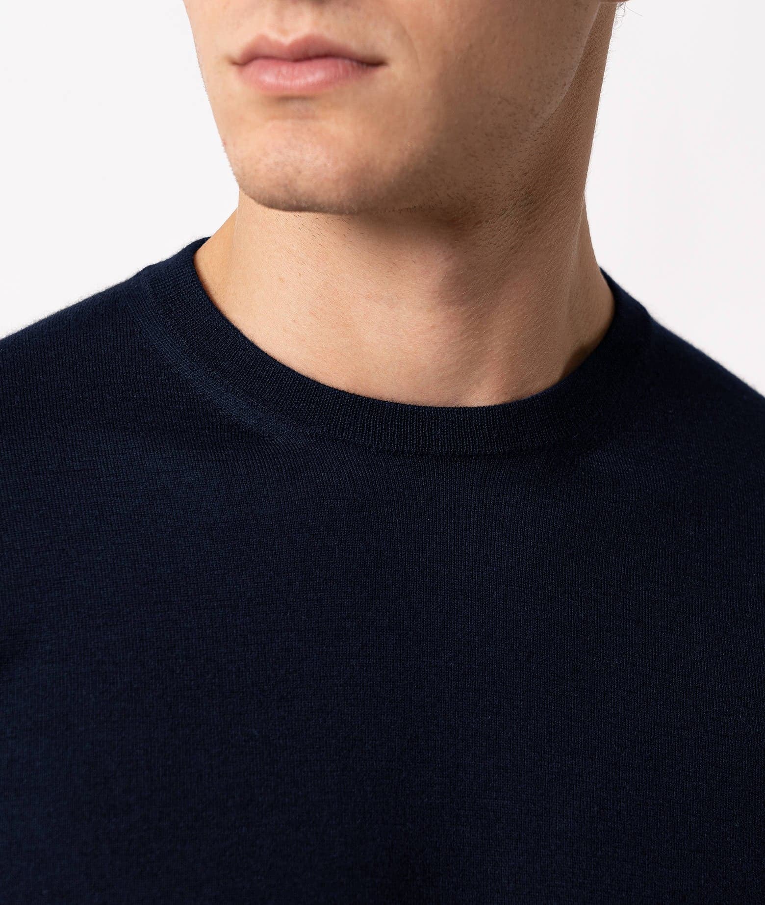 Larusmiani Long-sleeved T-shirt Roquebrune Sweater In Blue