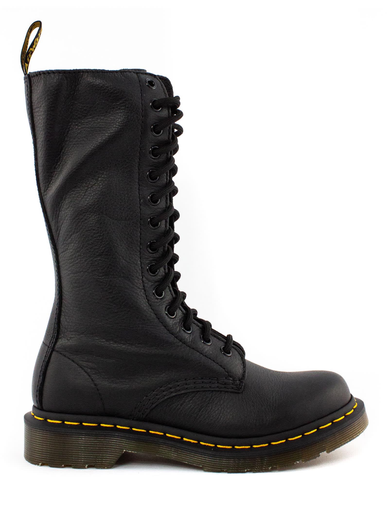 Dr. Martens 1b99 Virginia Boot Black Leather