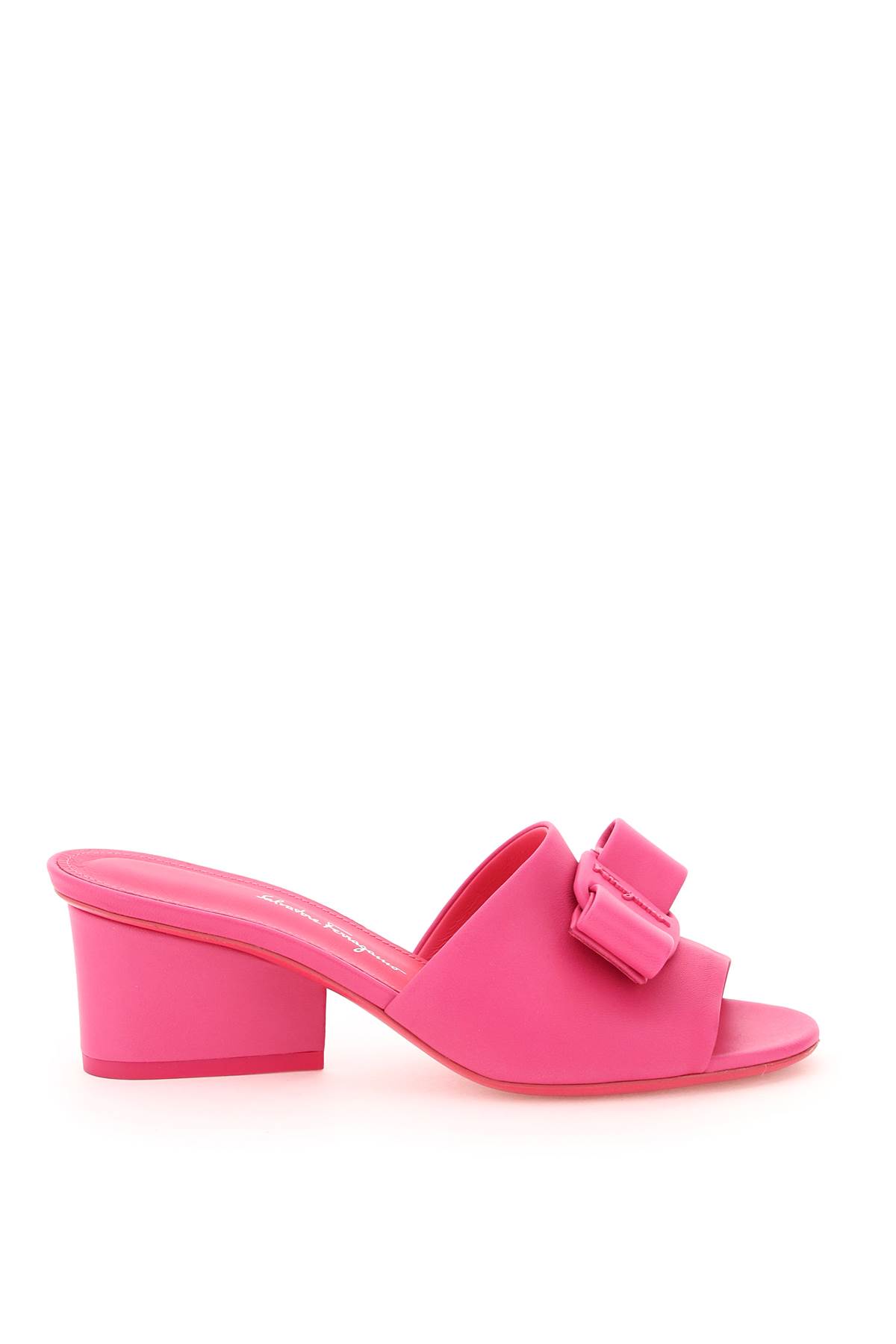 ferragamo pink sandals