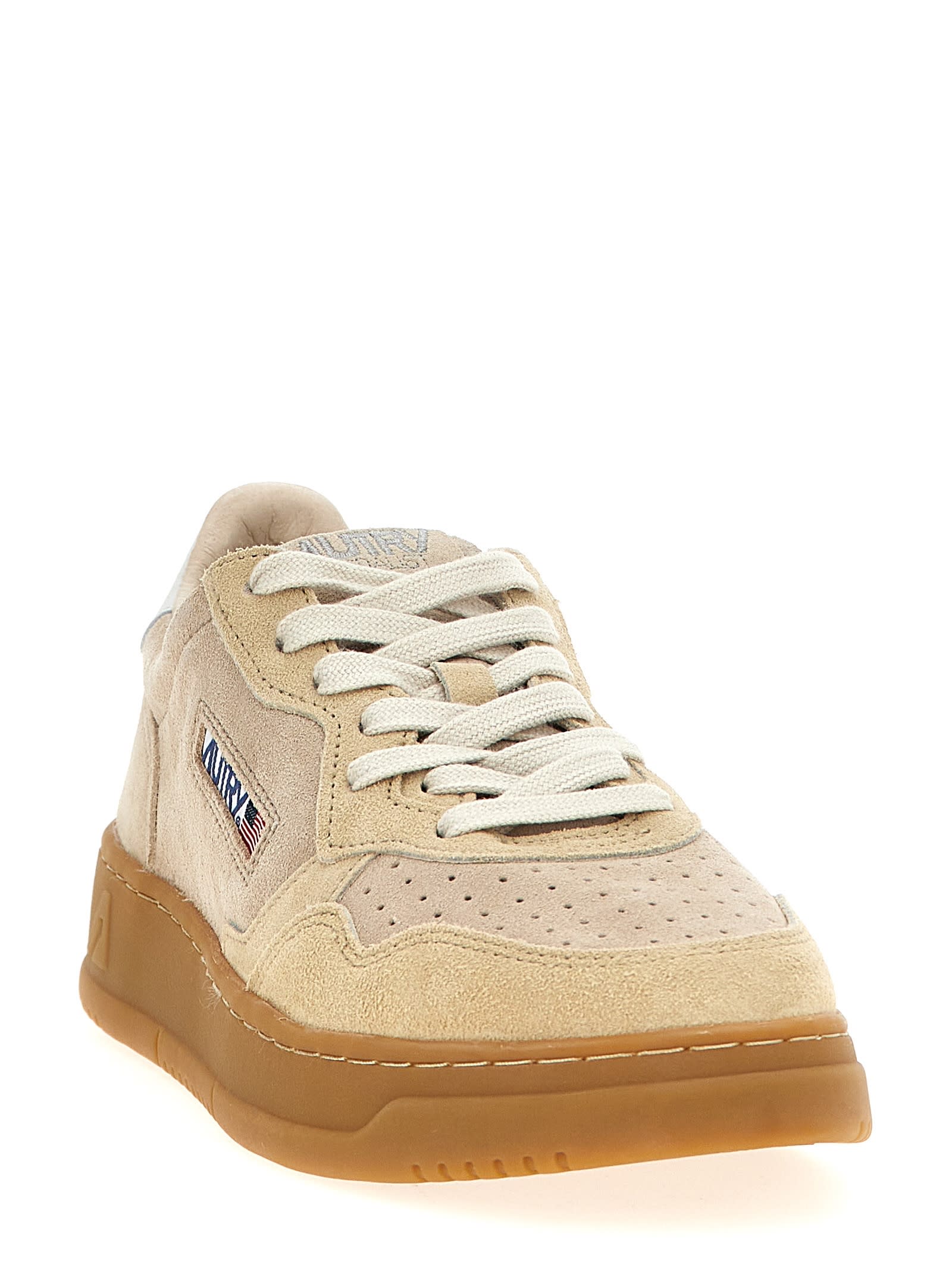 Shop Autry Medalist Low Sneakers In Beige